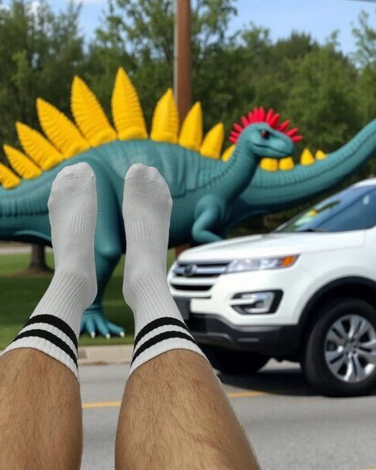 Spino Socks Zeitlose weiße Tennissocken aus Bio-Baumwolle mit schwarzen Streifen – Ansicht 2