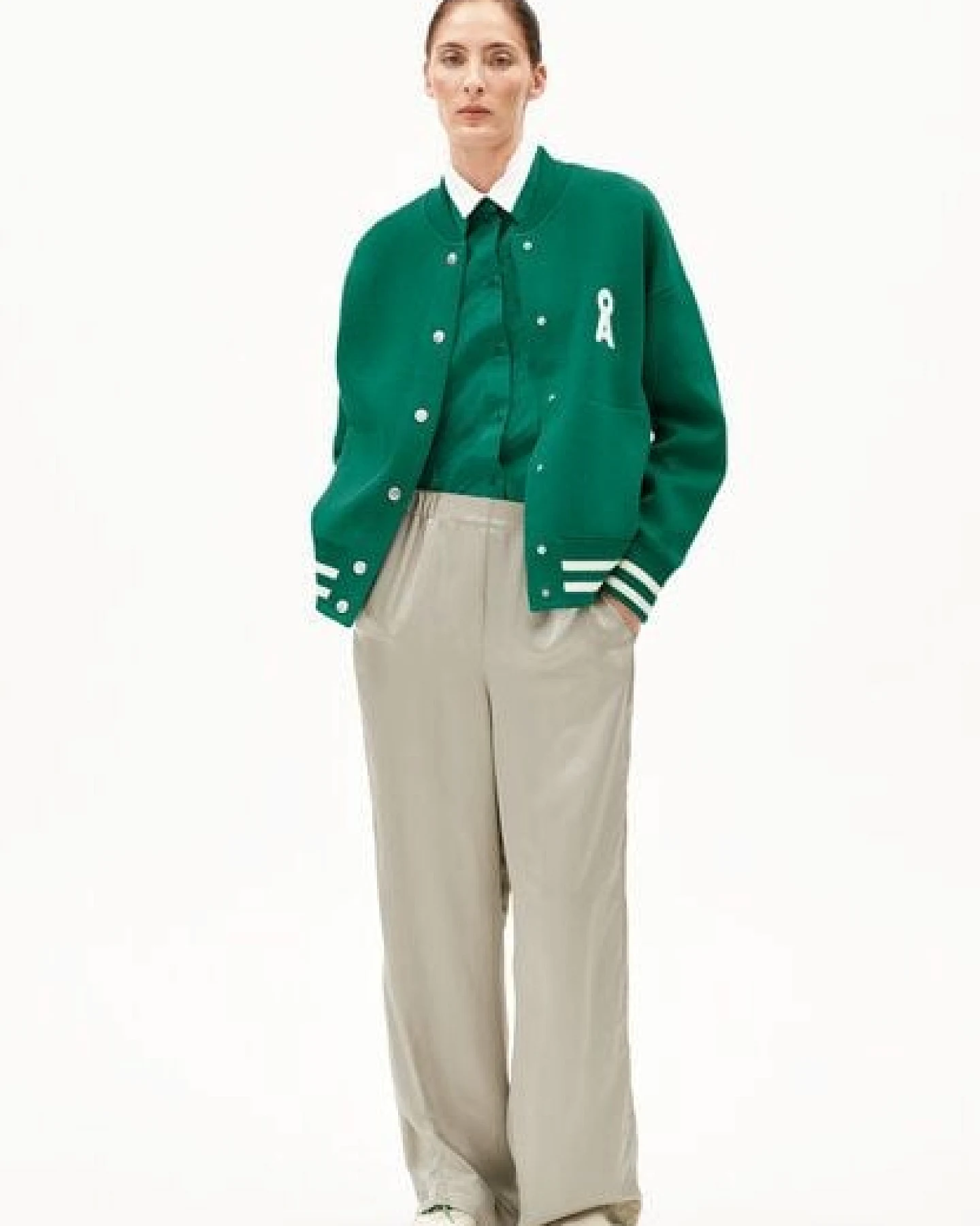 ARMEDANGELS ICONIC Å AALISON Damen Collegejacke aus Bio-Woll Mix – Ansicht 4