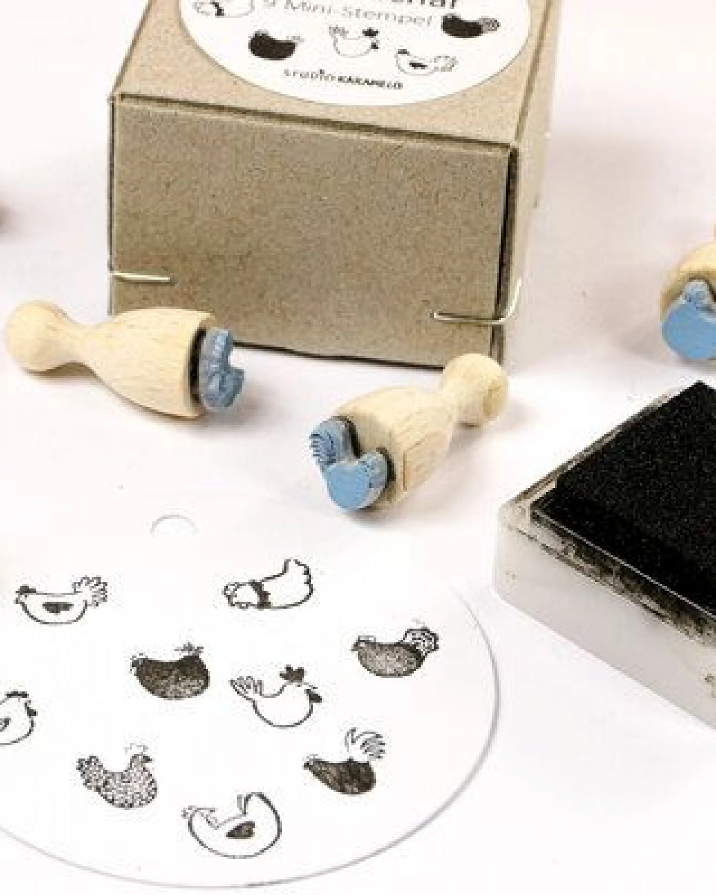 STUDIO KARAMELO Mini Stempel SET Hühner – Ansicht 2