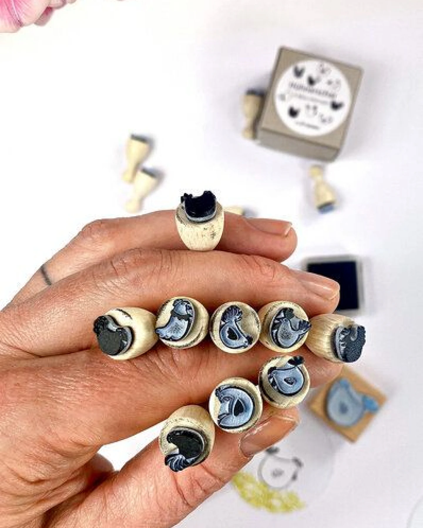 STUDIO KARAMELO Mini Stempel SET Hühner – Ansicht 3