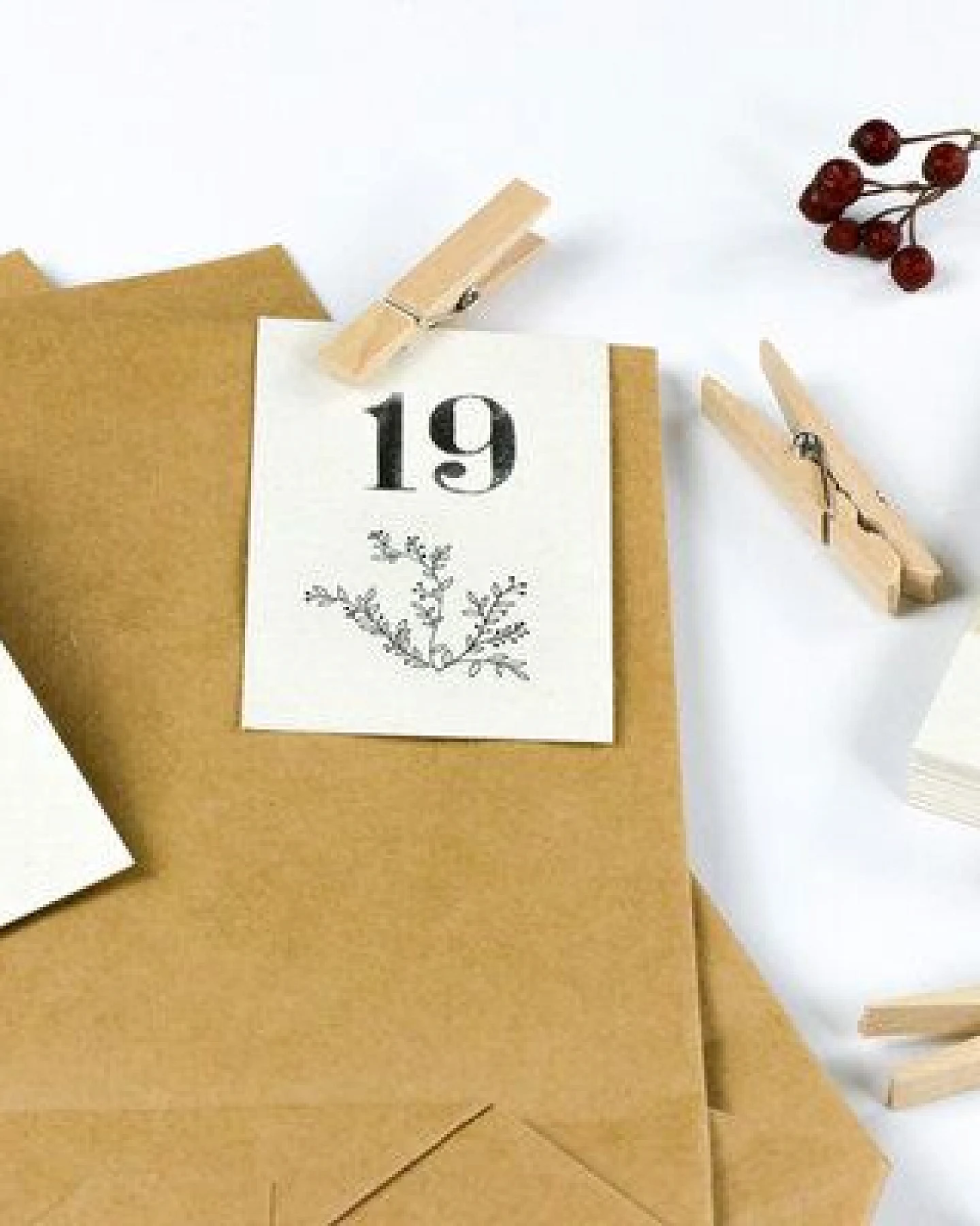 STUDIO KARAMELO DIY Adventskalender Set zum Basteln & Befüllen – Ansicht 2