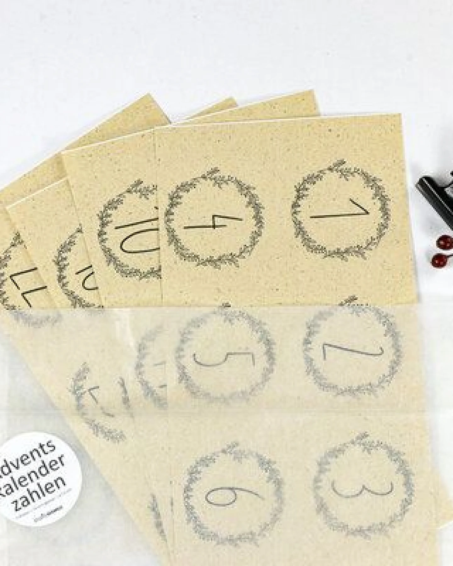 STUDIO KARAMELO Adventskalender Zahlen mit Ranken zum Aufkleben – Ansicht 2