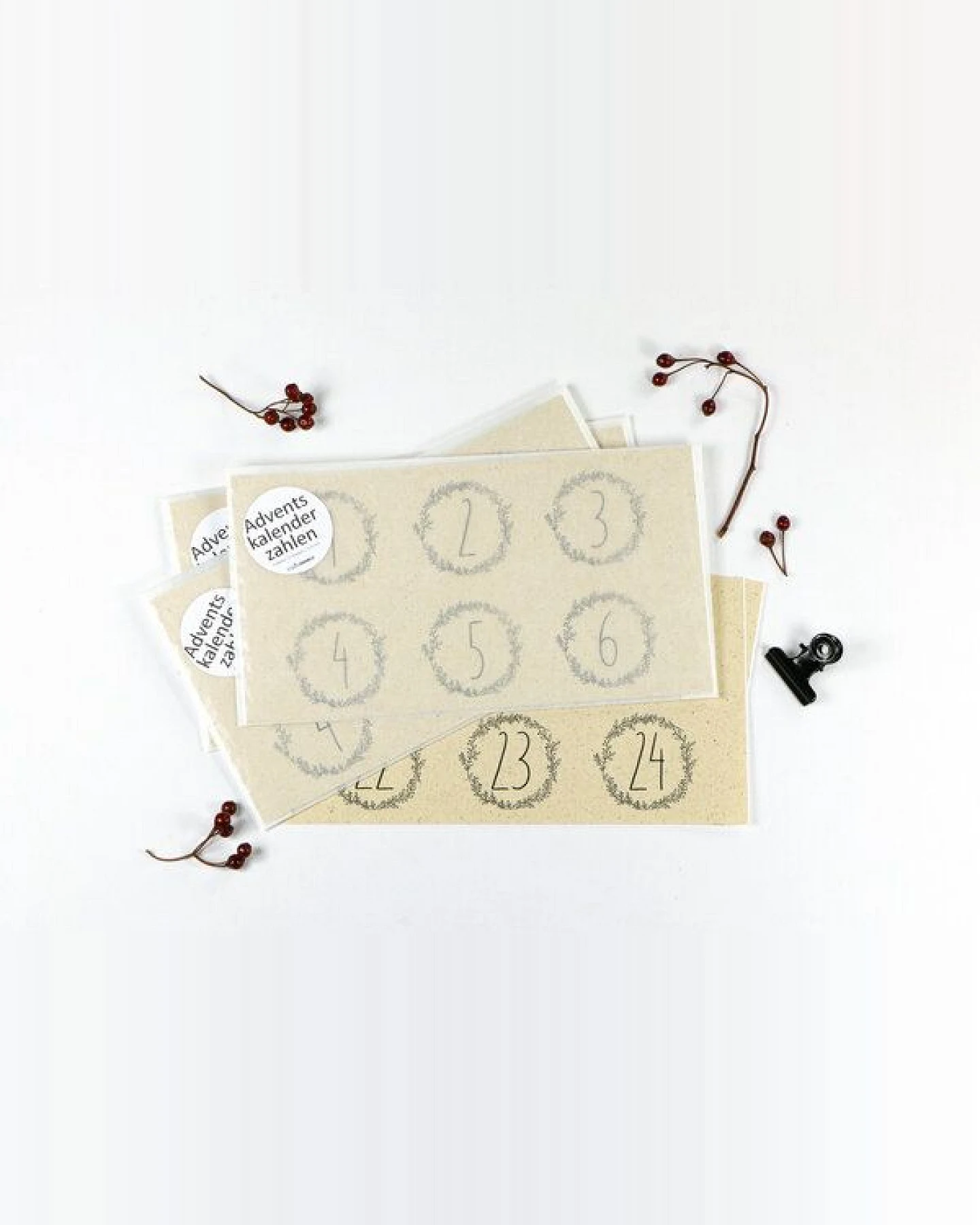 STUDIO KARAMELO Adventskalender Zahlen mit Ranken zum Aufkleben – Ansicht 3
