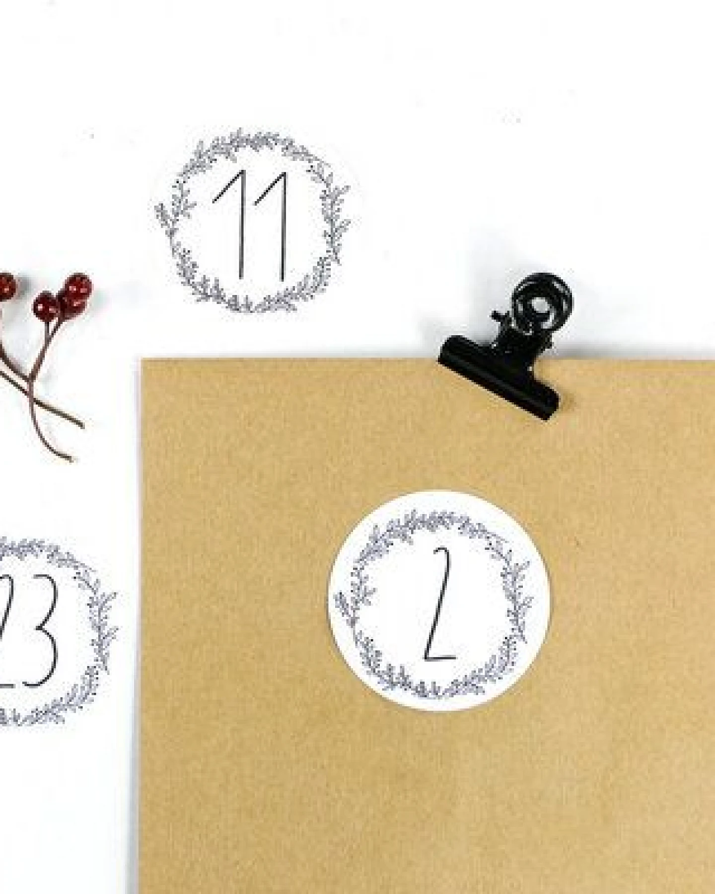 STUDIO KARAMELO Adventskalender Zahlen mit Ranken zum Aufkleben – Ansicht 2