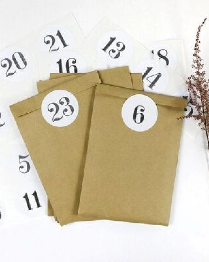 STUDIO KARAMELO DIY Adventskalender SET zum Befüllen