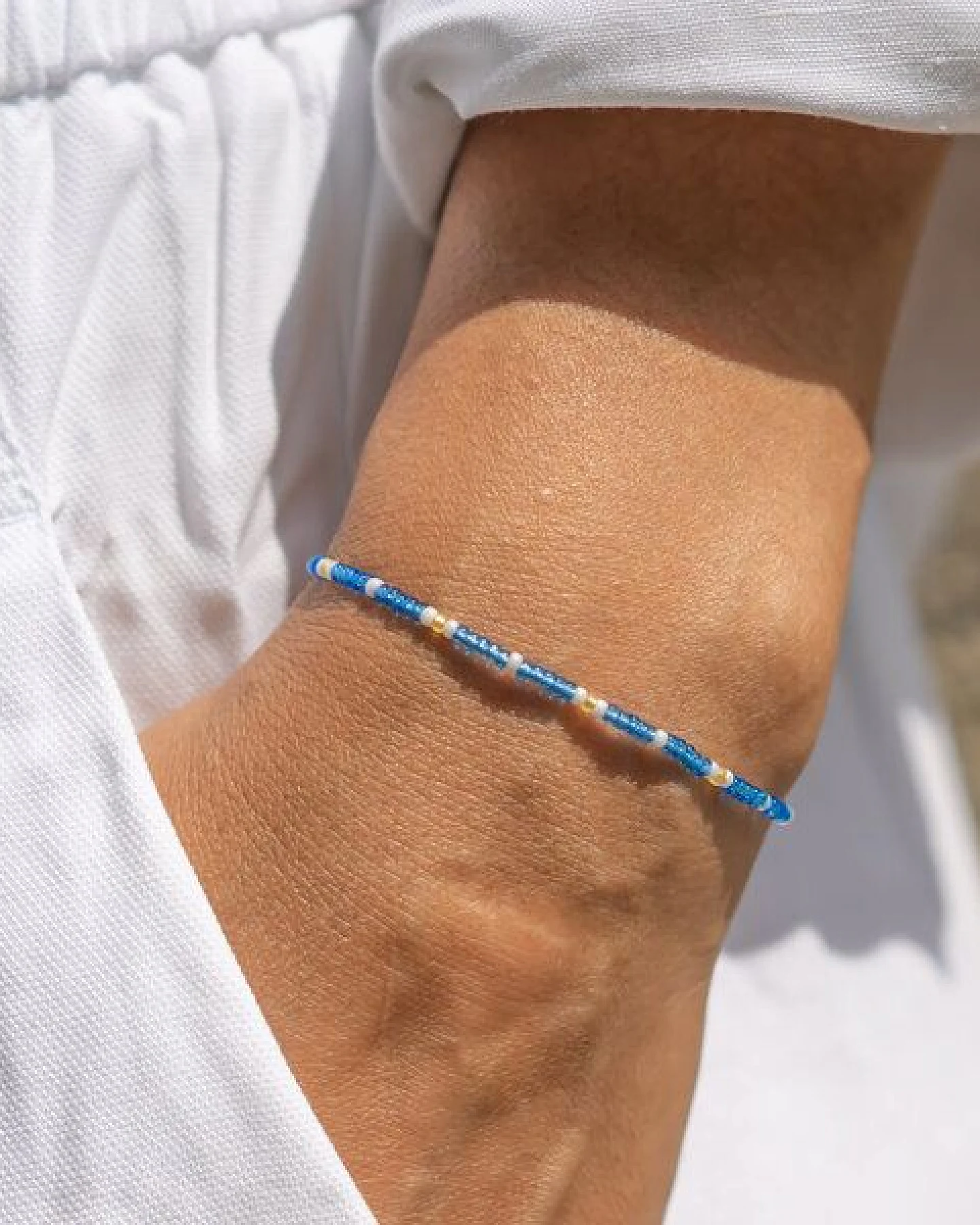 juni Blaues Perlenarmband "Wave" – Ansicht 3
