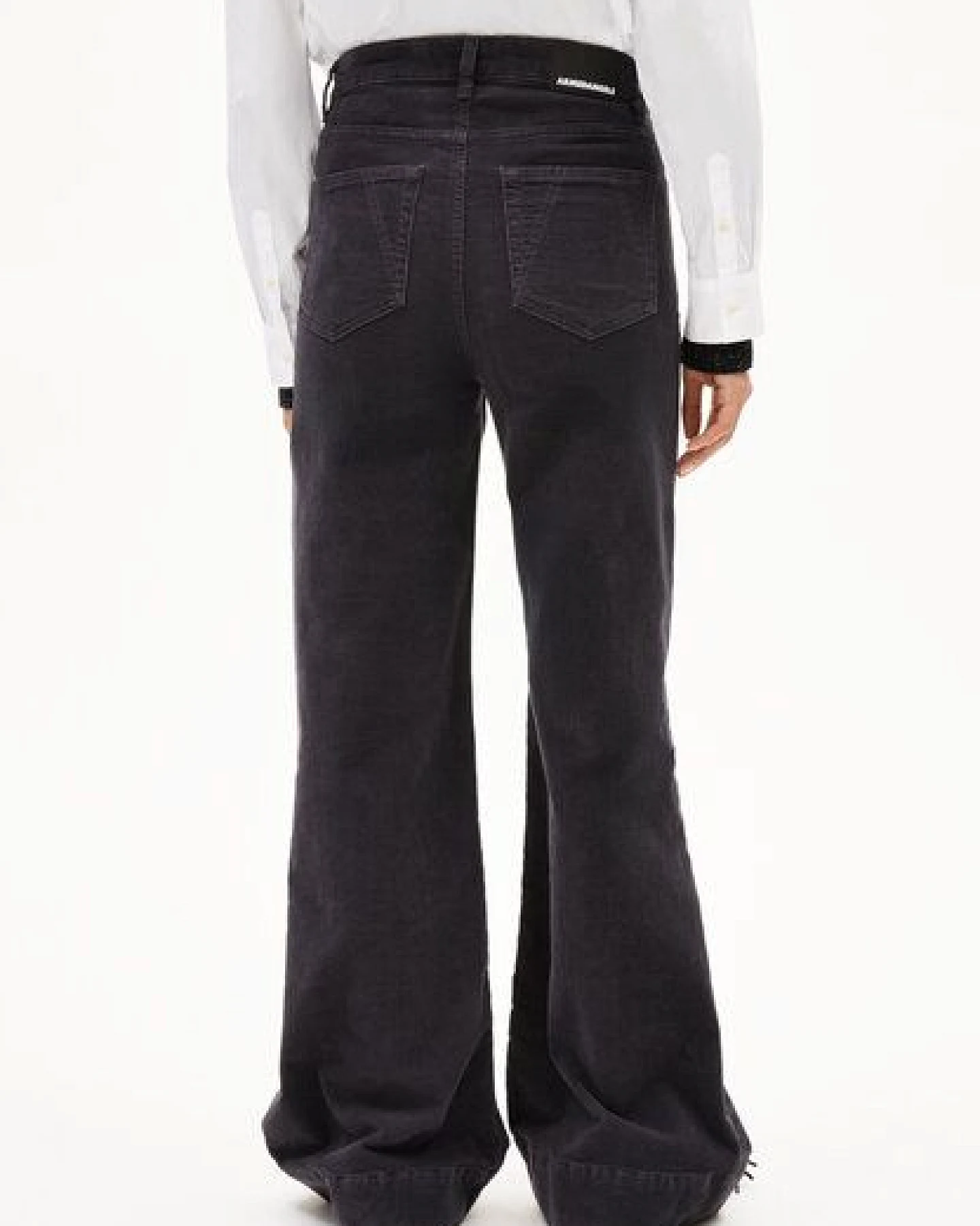 ARMEDANGELS MURLIAA CORDUROY Damen Cordhose aus Bio-Baumwoll Mix – Ansicht 2