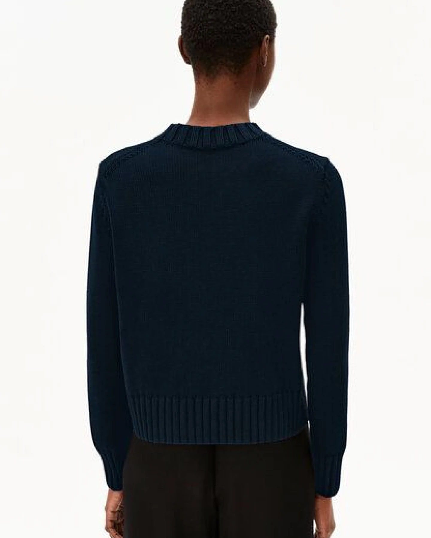 ARMEDANGELS AMALIAAS GMT DYE Damen Pullover aus Bio-Baumwolle – Ansicht 2