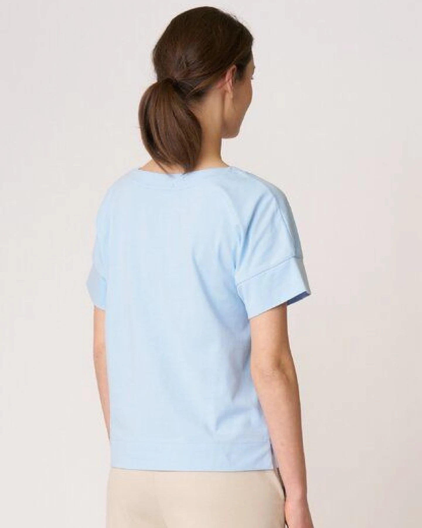 LANA Organic Basic Shirt aus Bio Baumwolle, Modell Sarah – Ansicht 4