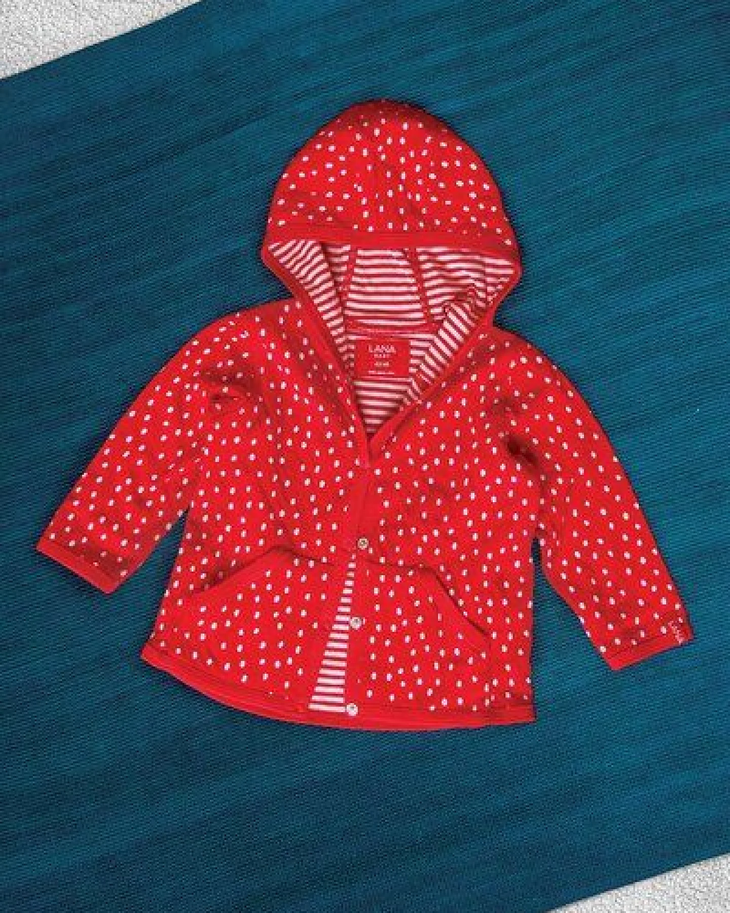 LANA Organic Wende-Kapuzenjacke, Modell Momo – Ansicht 2