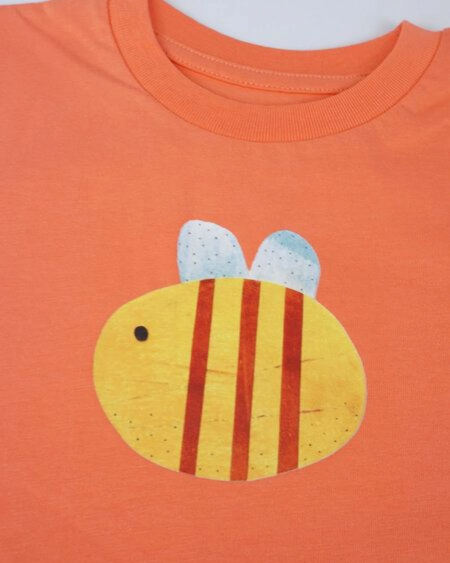 MELAdi Kinder Shirt aus Biobaumwolle - Hummel auf Orange – Ansicht 4