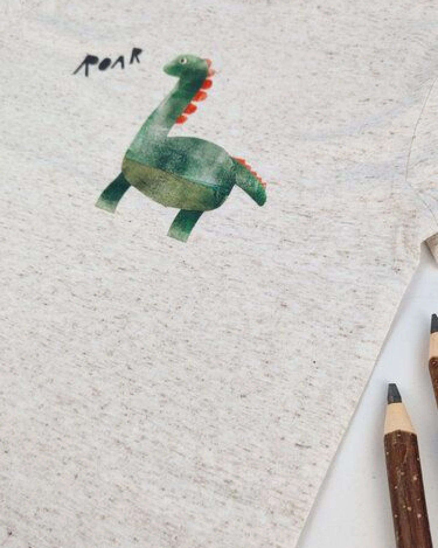 Meladi Kinder Shirt aus Biobaumwolle - Dinosaurier aus Eco Heather – Ansicht 2