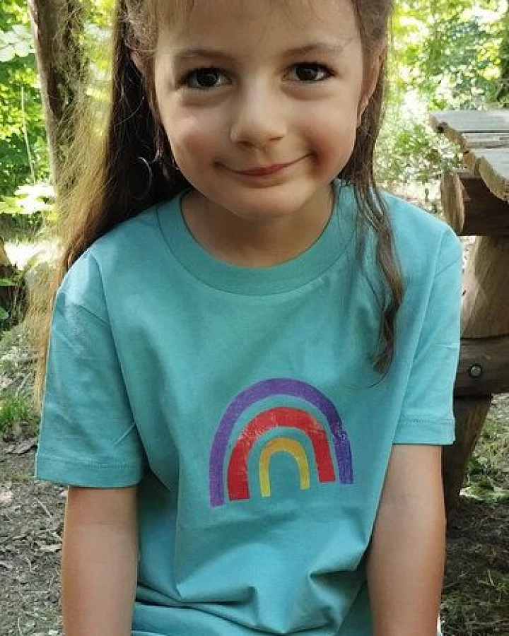 MELAdi Kinder Shirt aus Biobaumwolle - Regenbogen auf Türkis
