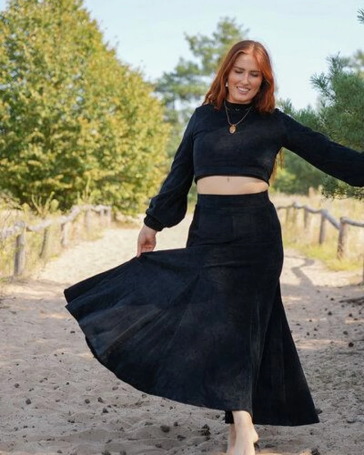 Vivien Joy Langer Cordrock mit Schwung - Marleen Rock