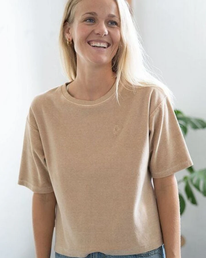 FUXBAU Frauen Cropped Samt T-Shirt - beige gelb geriffelt
