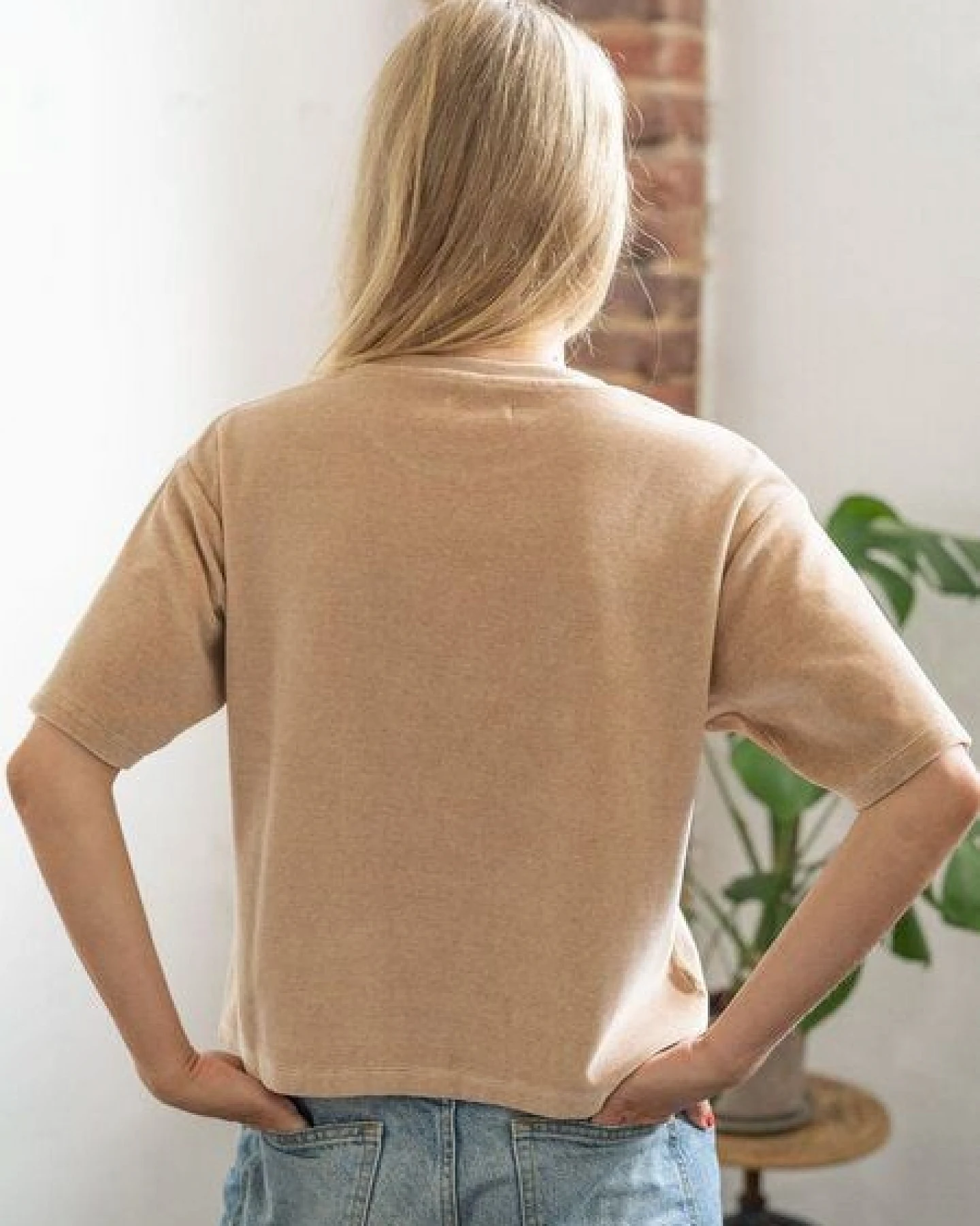 FUXBAU Frauen Cropped Samt T-Shirt - beige gelb geriffelt – Ansicht 4
