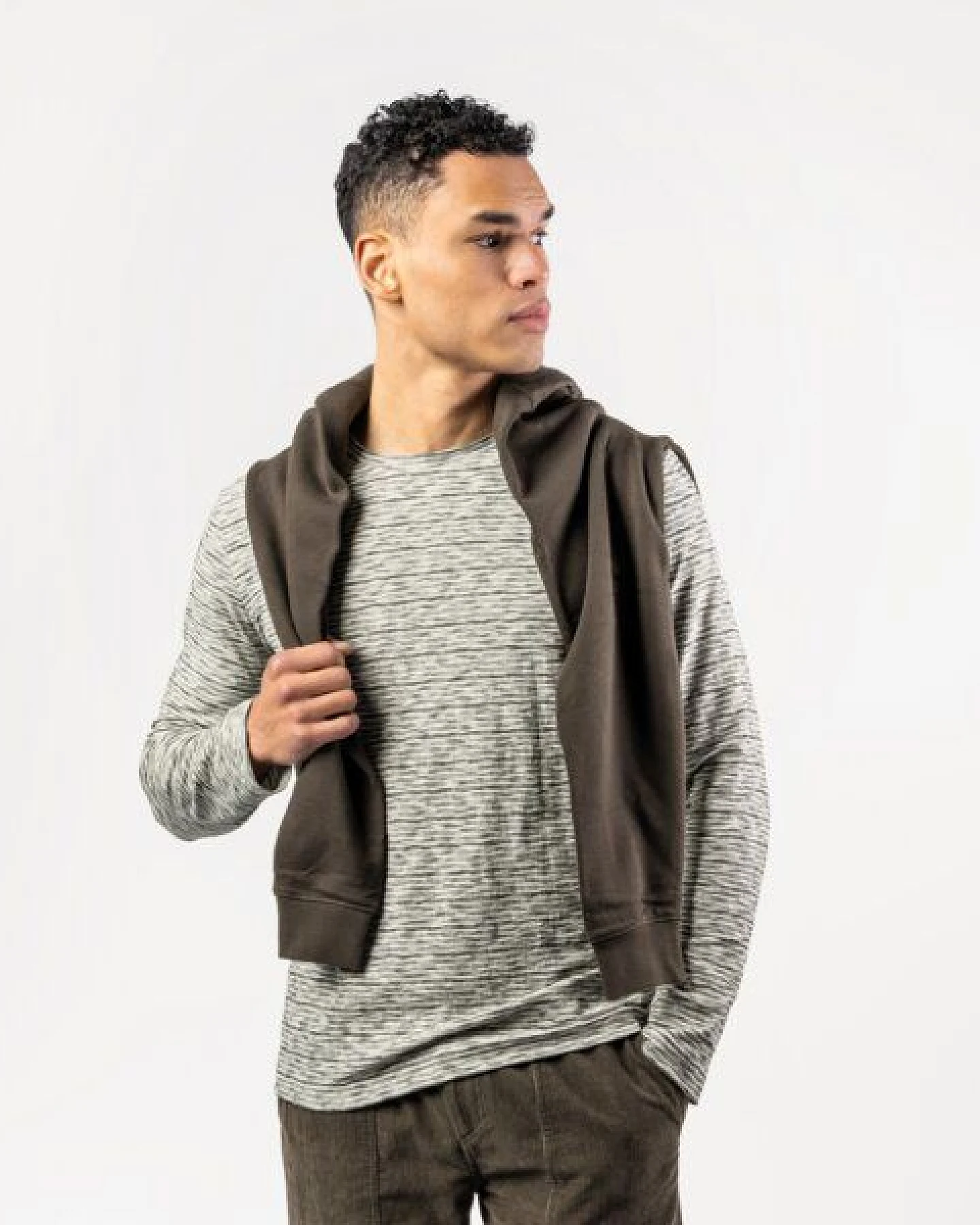Living Crafts Langarm-Shirt - YADEN – Ansicht 4