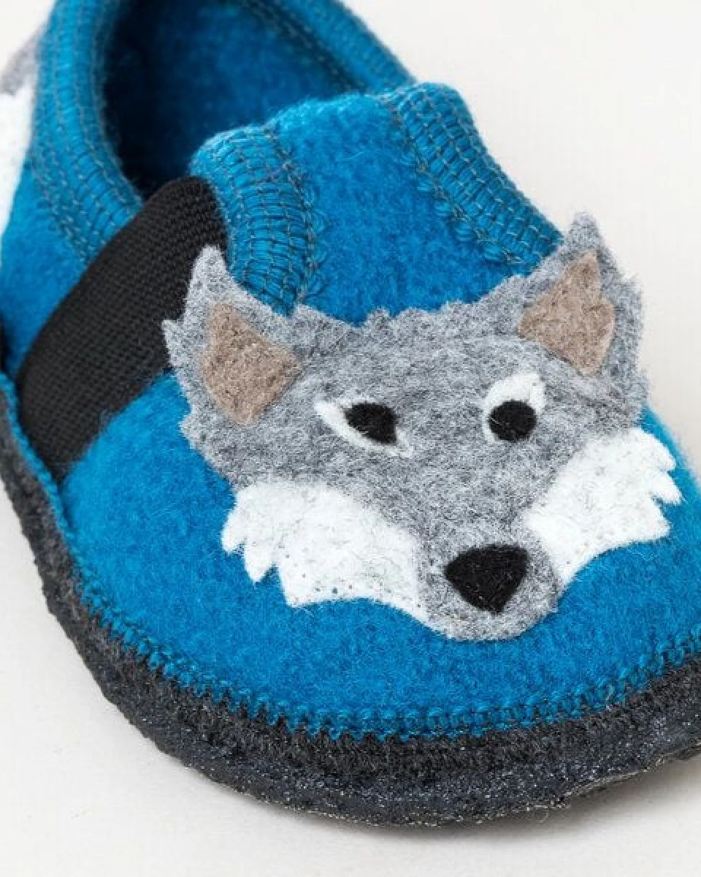 Kitz-Pichler Bobby Wolf - Kinder-Kinder-Hausschuh für Jungen & Mädchen aus 100% Schurwolle - Warme Filz-Pantoffel – Ansicht 3