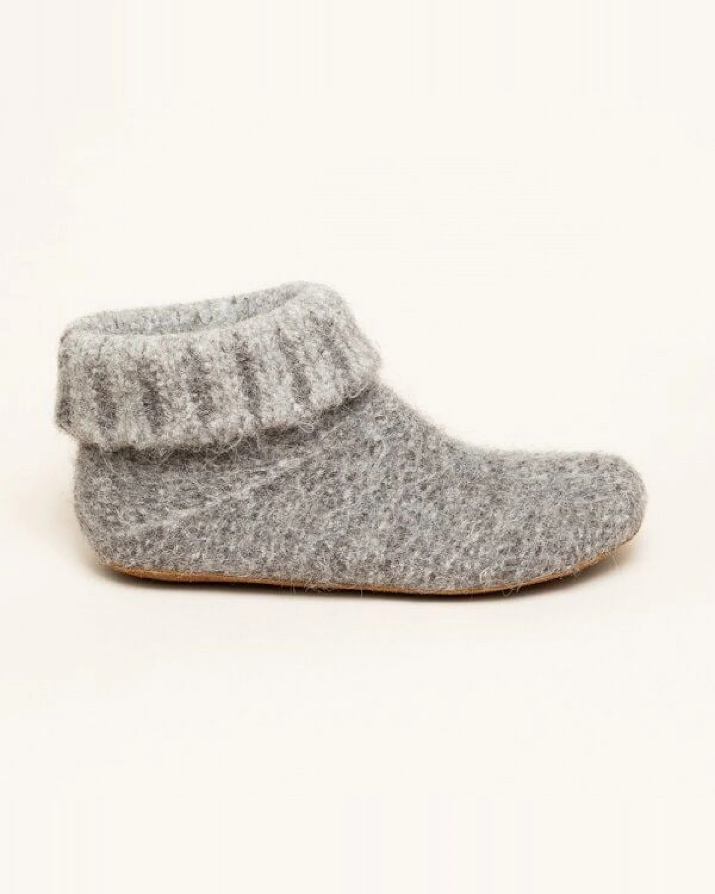 Gottstein Hüttenschuh Knit Boot aus 100% Alpaka-Wolle - Nachhaltige Hausschuhe handgemacht in Tirol – Ansicht 3
