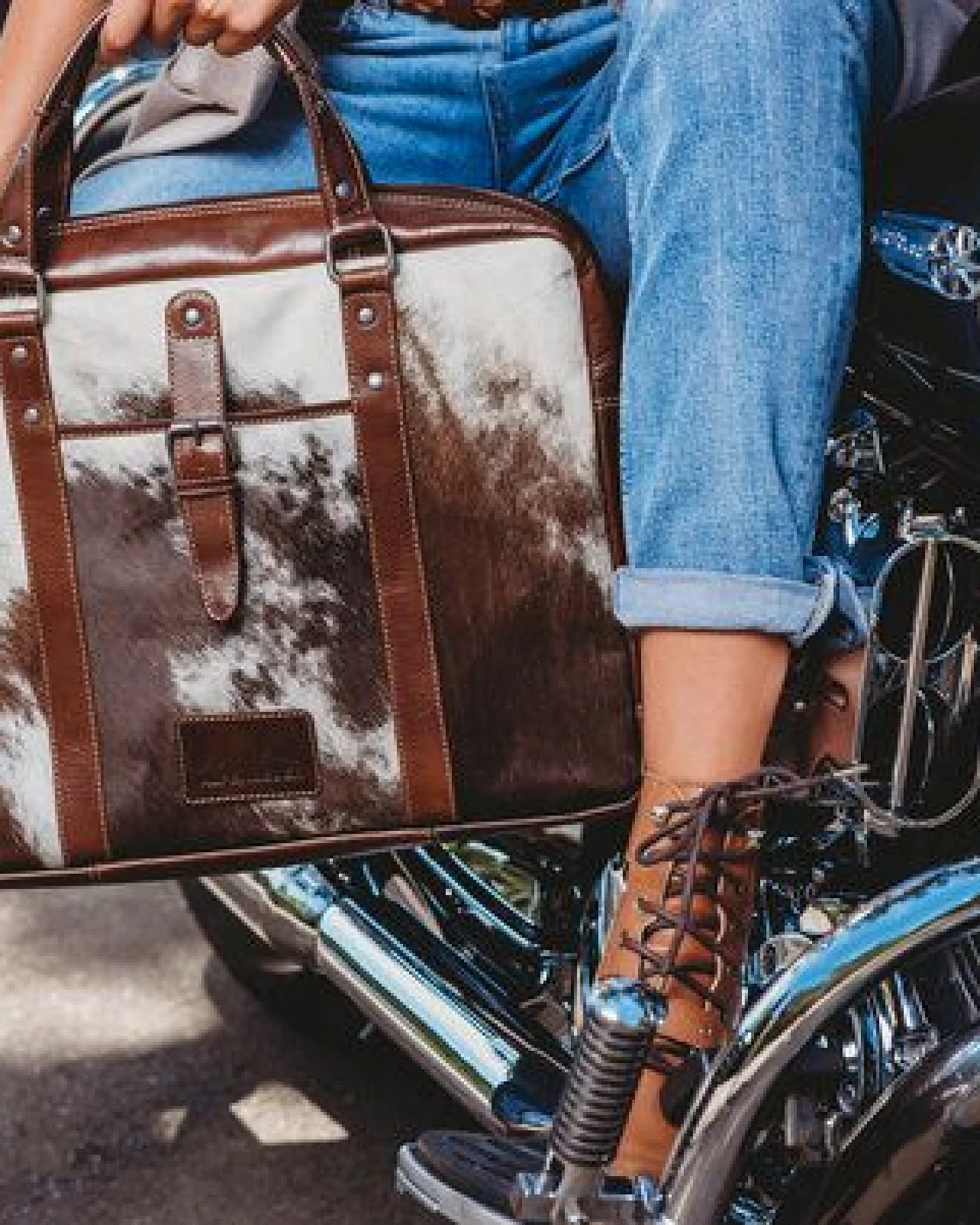 Alpenleder Messenger Bag LACKL – Ansicht 4