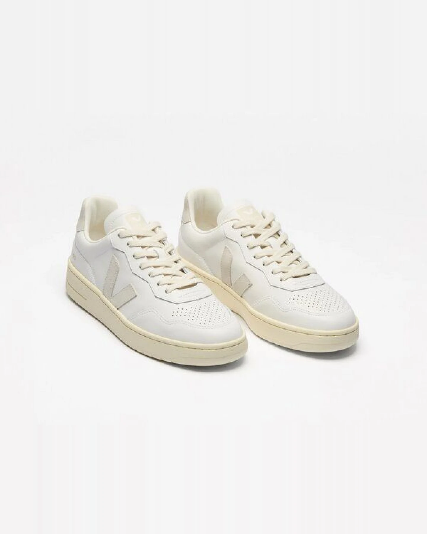 Veja Herren-Sneaker - V-90 O.T. Leather – Ansicht 2