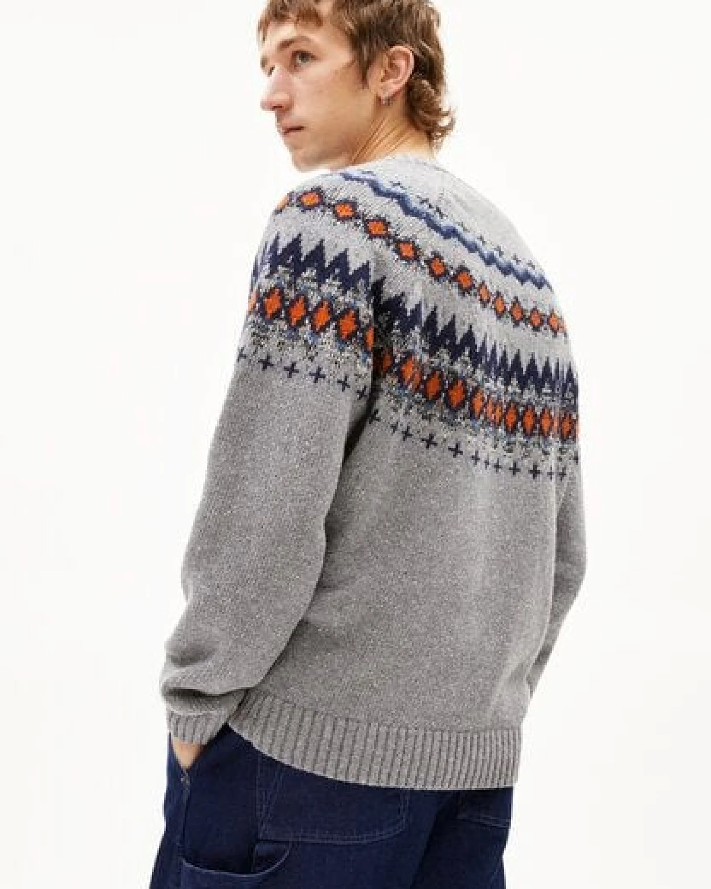 ARMEDANGELS KAALLA FAIR ISLE Herren Pullover aus recyclem Bio-Woll Mix – Ansicht 2