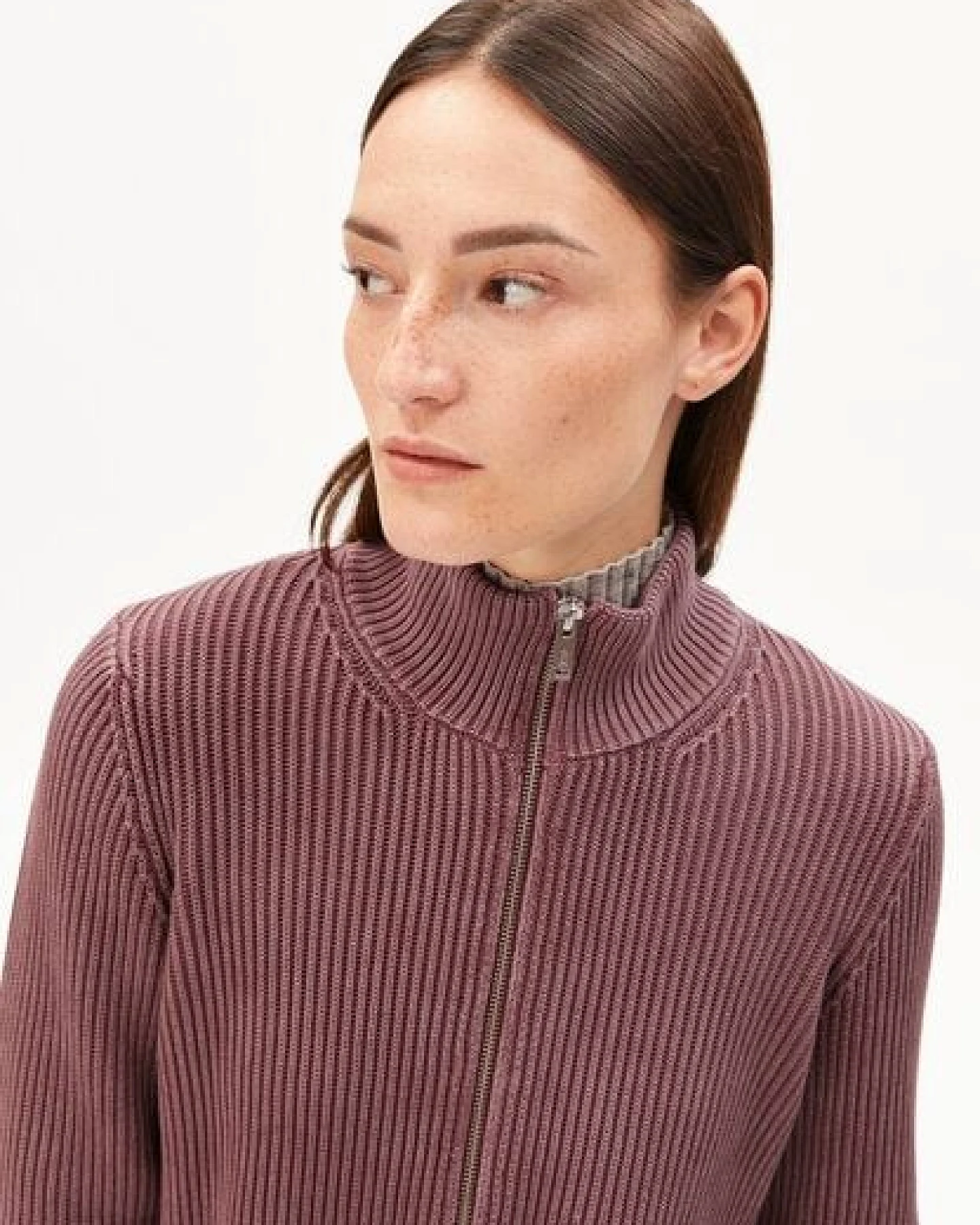 ARMEDANGELS REBECCAA GMT DYE Damen Strickjacke aus Bio-Baumwolle – Ansicht 3