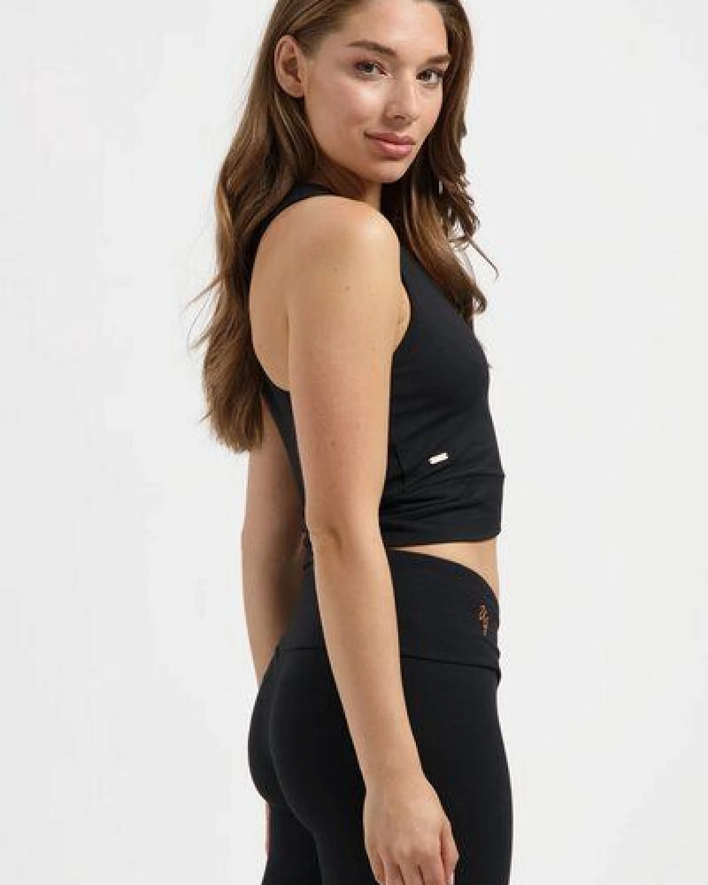 Urban Goddess Sati Yoga Crop Tank Top – Ansicht 3