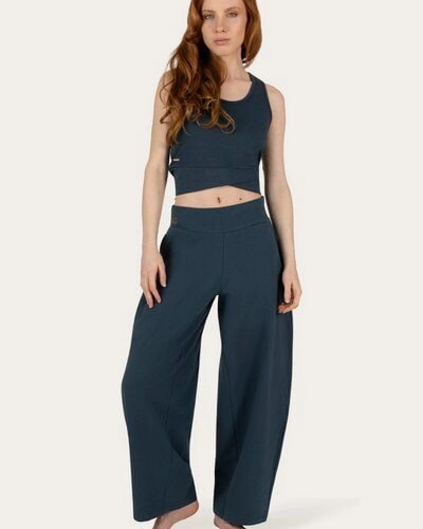 Urban Goddess Sati Yoga Crop Tank Top – Ansicht 4