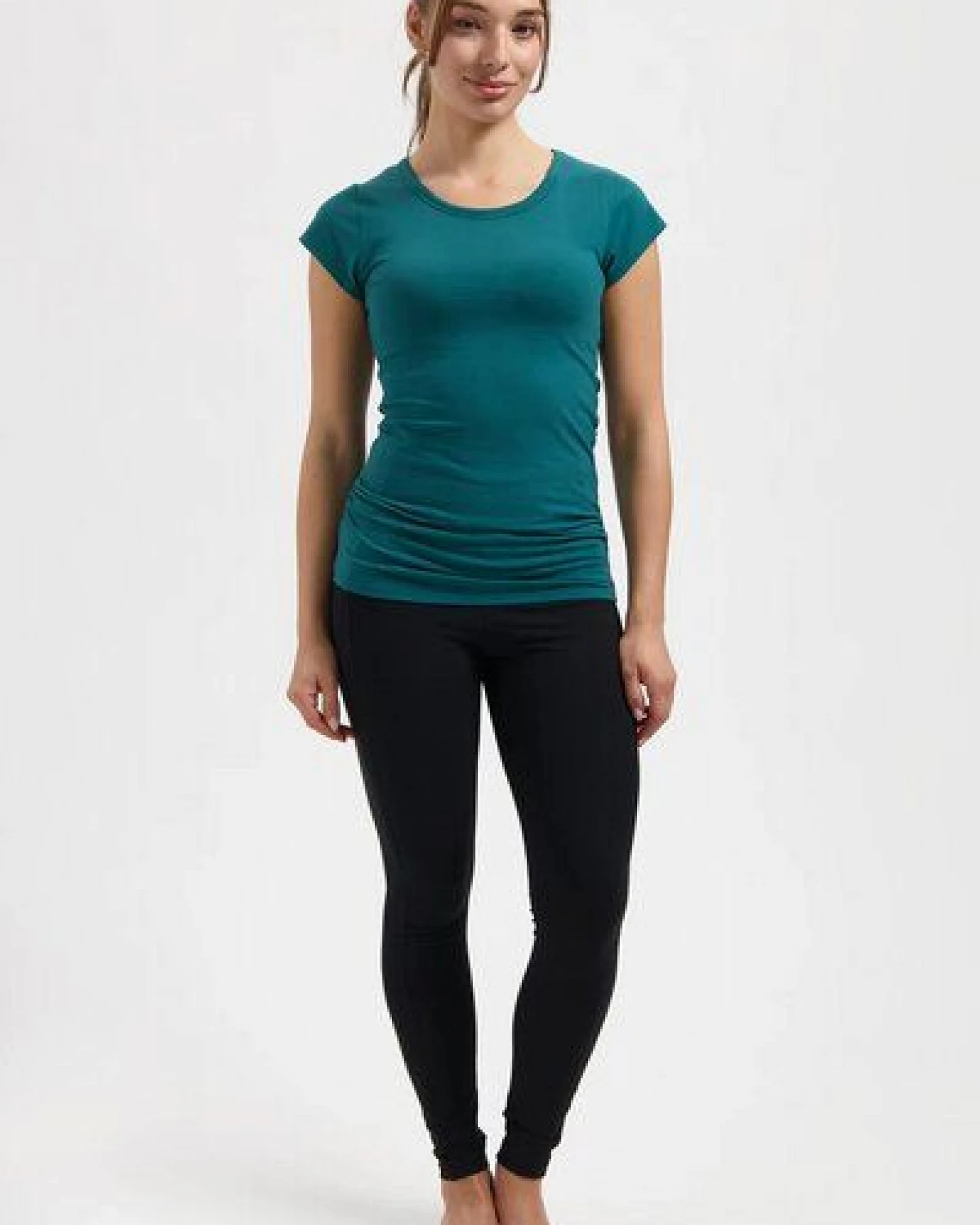Urban Goddess Zefira Yoga Tee – Ansicht 4