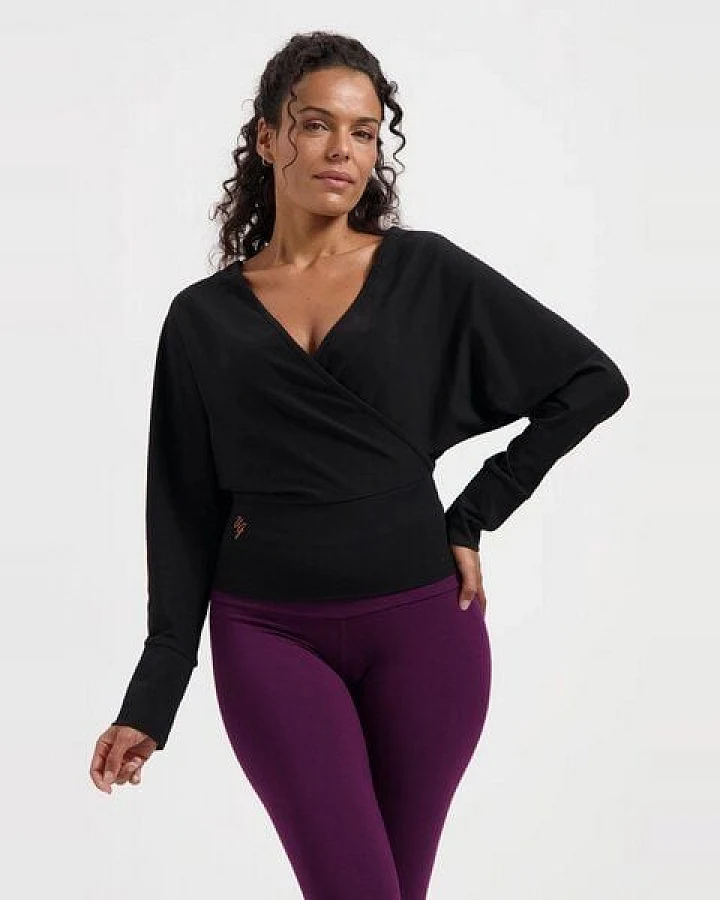 Urban Goddess Ala Yoga Longsleeve Wrap Top