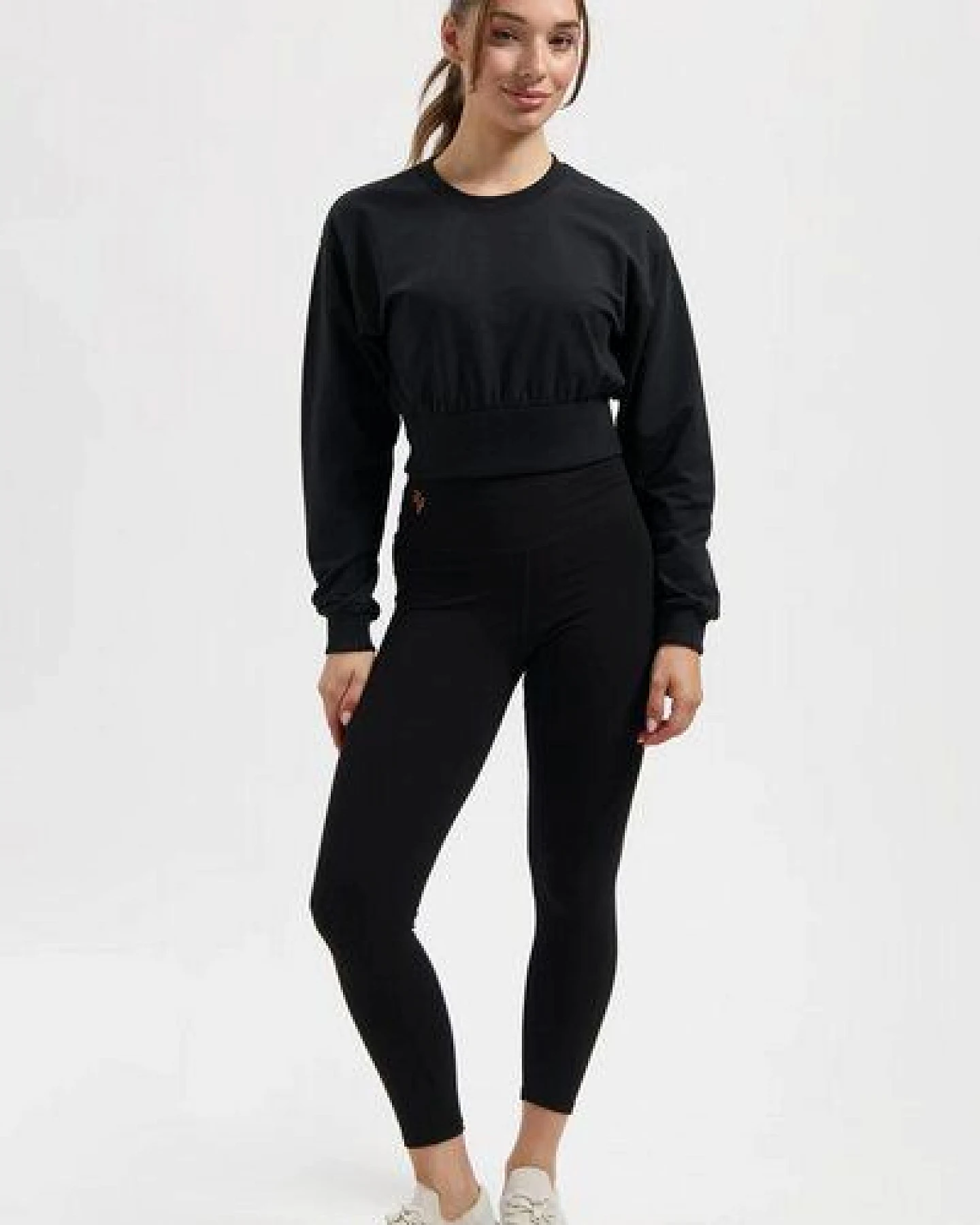 Urban Goddess Naya Cropped Yoga Longsleeve – Ansicht 4