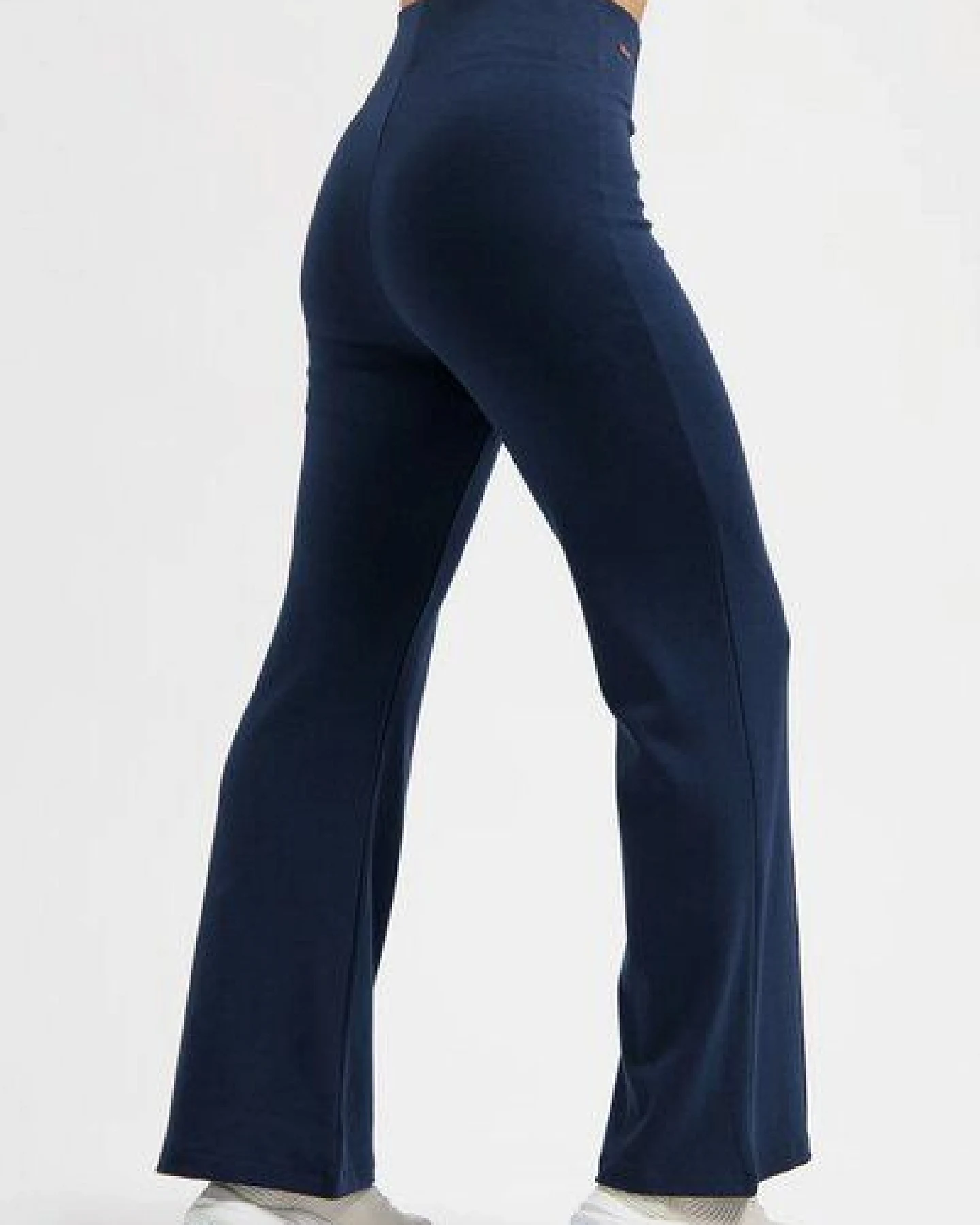 Urban Goddess Cayha Flared Yogahose – Ansicht 2