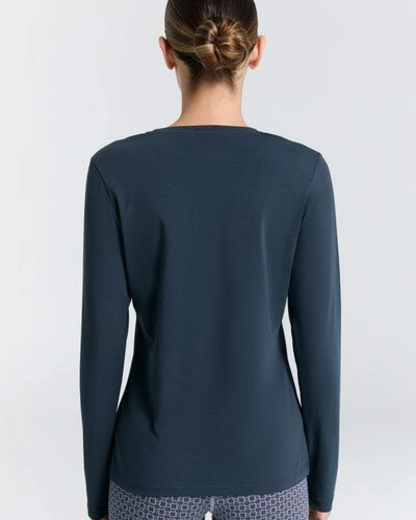 Leela Cotton Damen V-Neck Langarmshirt – Ansicht 2