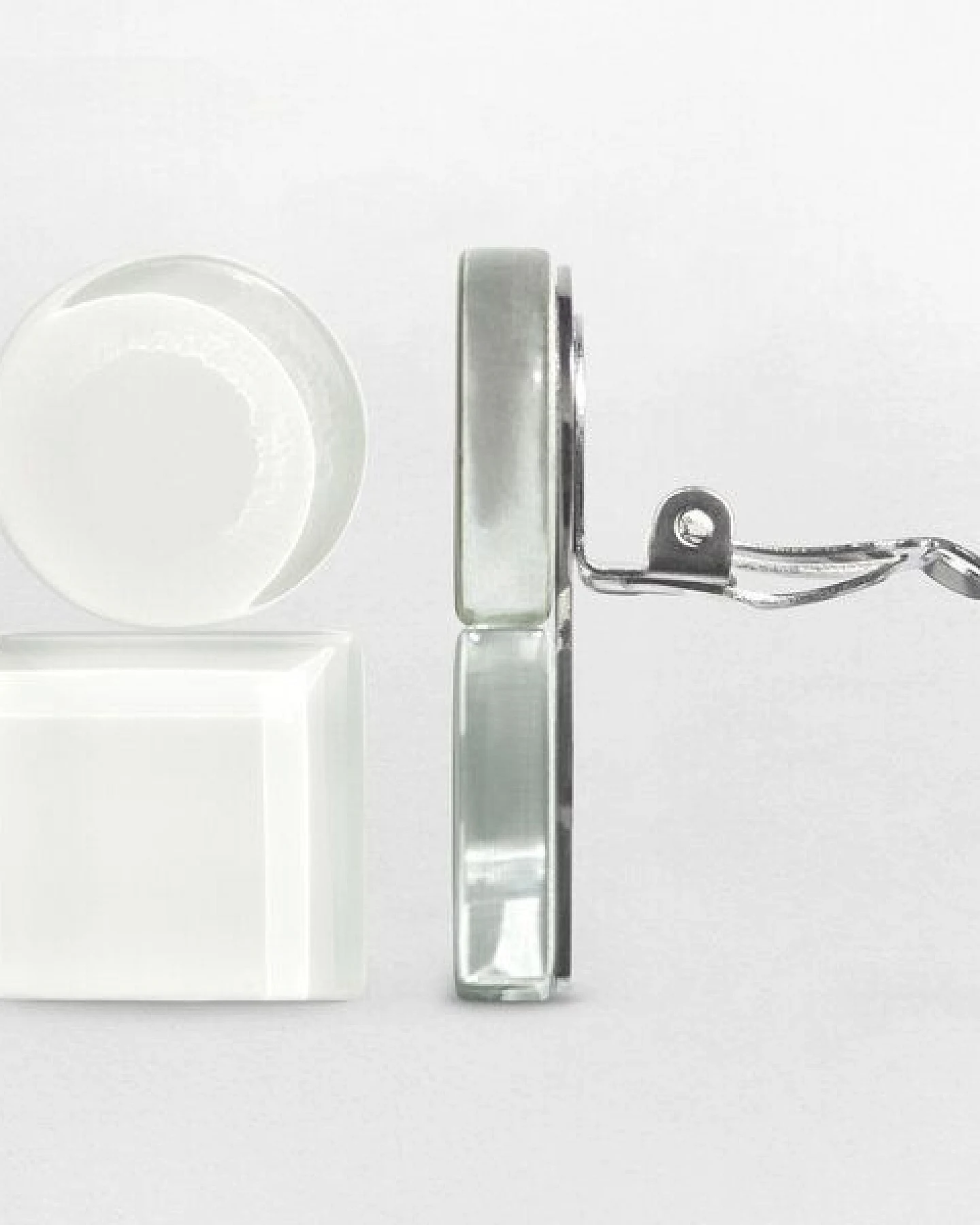 ALEXASCHA Geometrische Clip Ohrringe aus Glas – Ansicht 4