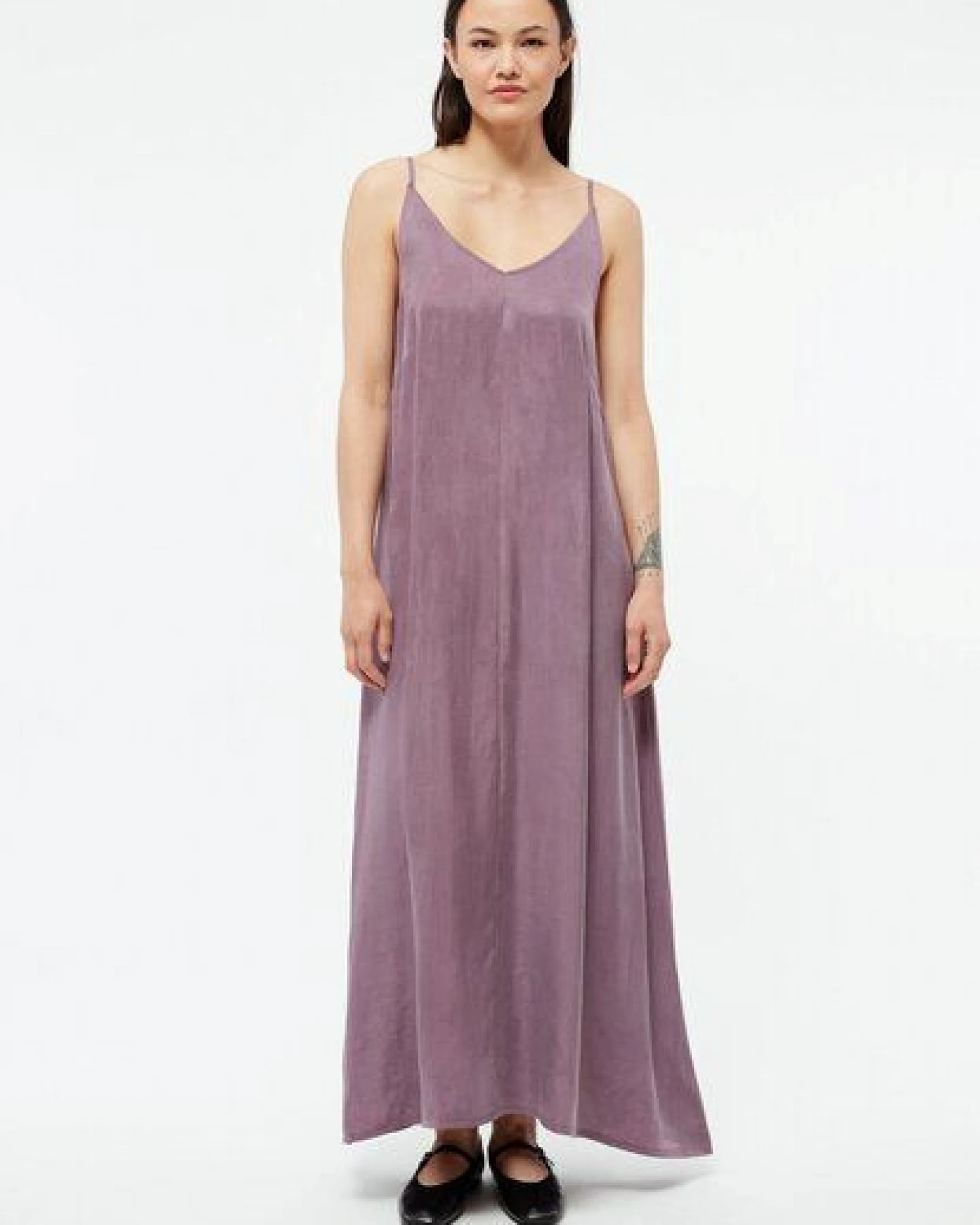 Givn Berlin Maxikleid GBROXIE aus TENCEL mit Peach-Effekt – Ansicht 2