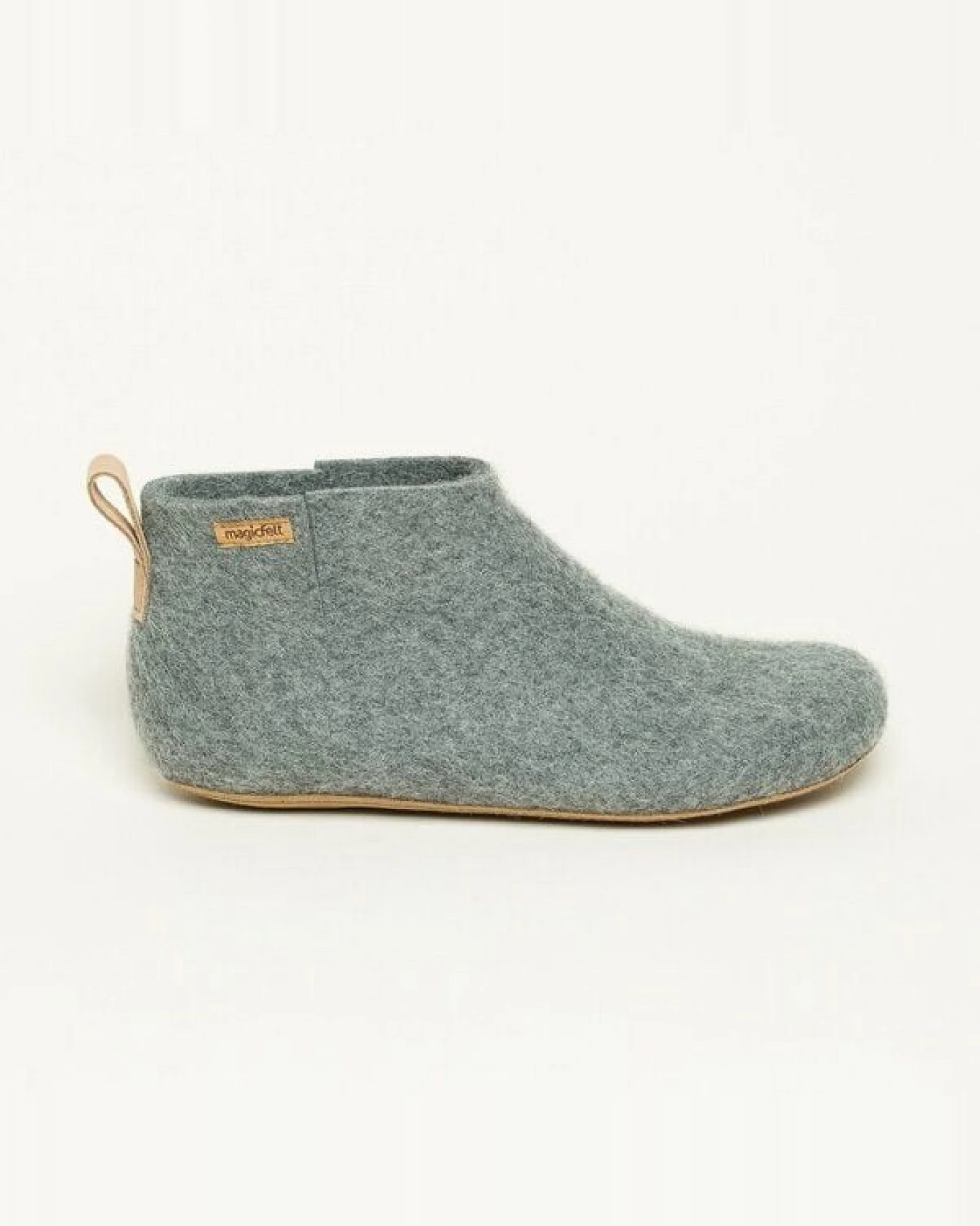 Magicfelt 743 Hüttenschuhe aus 100% Merino-Wolle - Hausschuh für Damen & Herren - Made in Tirol - Hochwertige & robuste Ledersohle – Ansicht 3