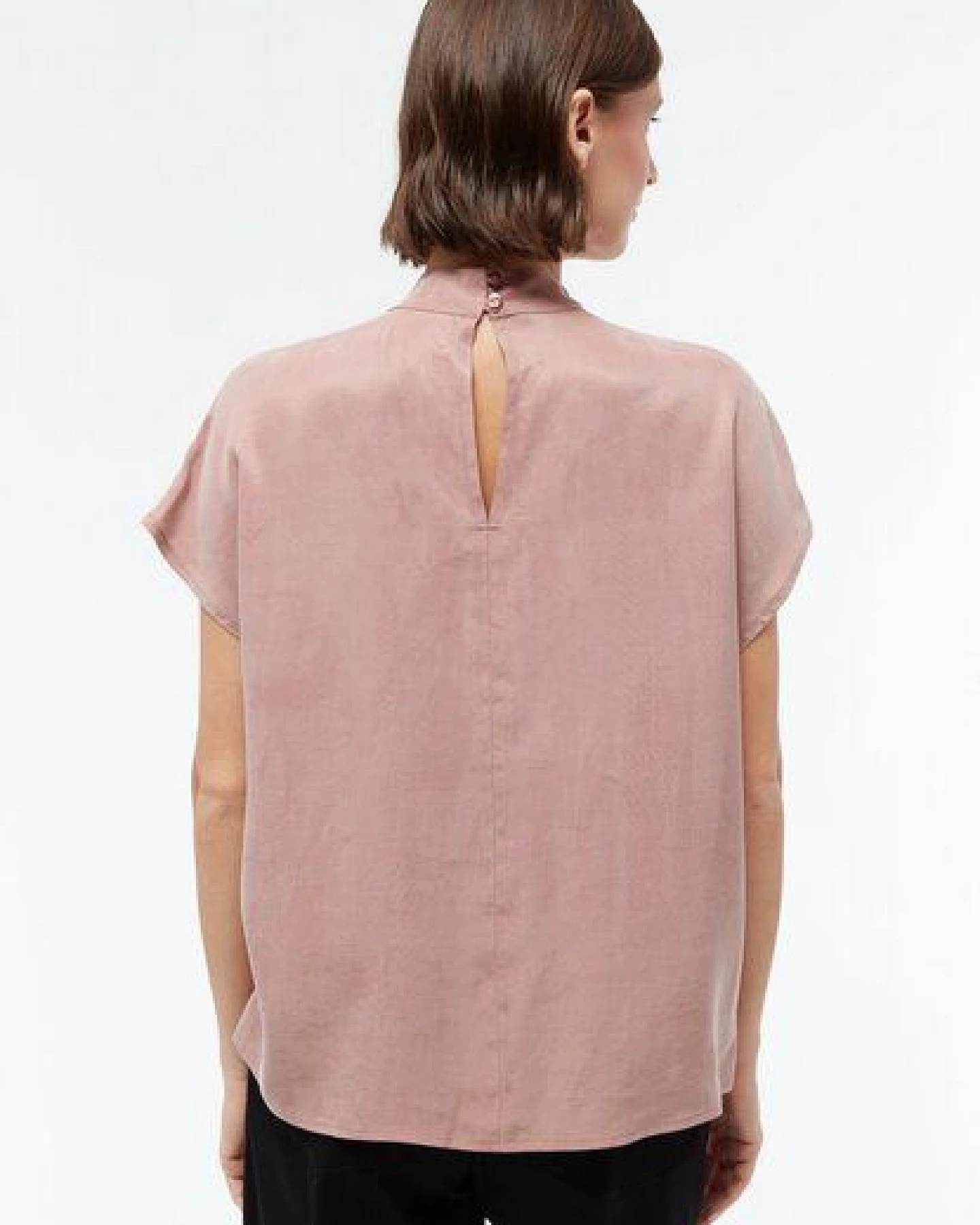 Givn Berlin Kurzarmbluse GBLETIZIA mit Stehkragen aus TENCEL mit Peach-Effekt – Ansicht 3