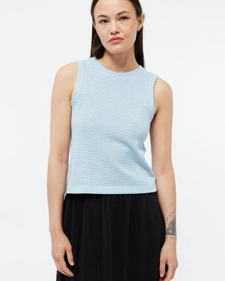 Blau
