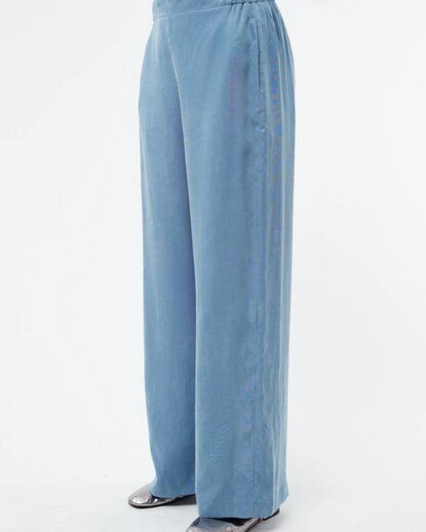 Givn Berlin Hose GBMARLA relaxed aus TENCEL mit Peach-Effekt – Ansicht 2
