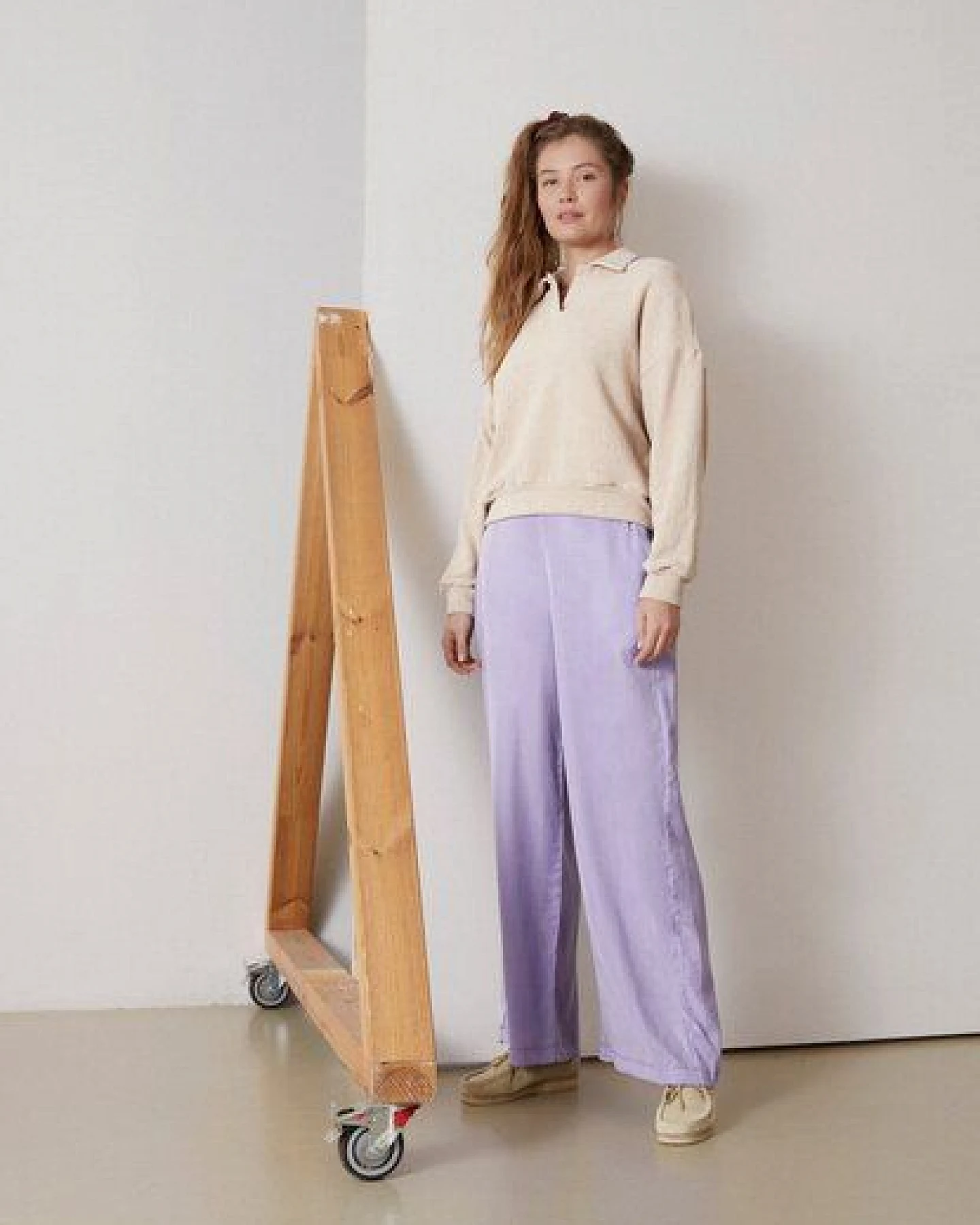 Givn Berlin Hose GBMARLA relaxed aus TENCEL mit Peach-Effekt – Ansicht 3
