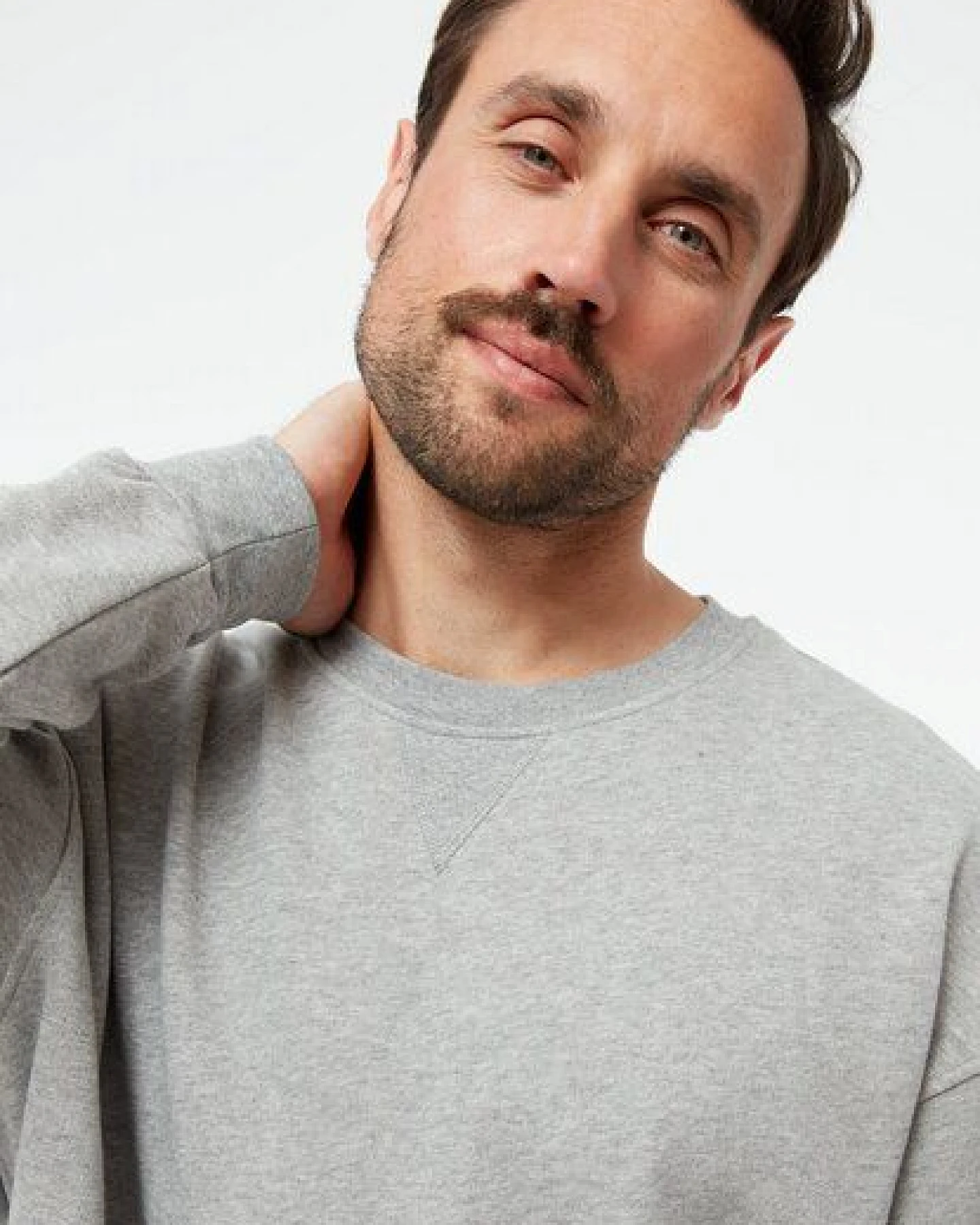 Givn Berlin Sweater GBCLINT oversize aus Bio-Baumwolle – Ansicht 3