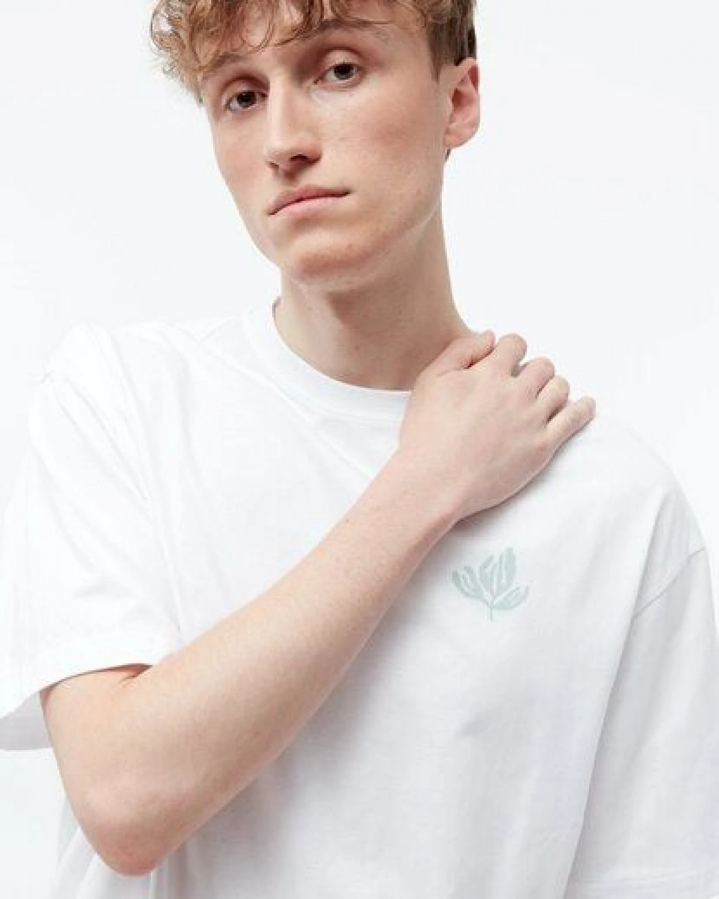 Givn Berlin Print-T-Shirt GBGARY (PLANTS) oversize aus Bio-Baumwolle – Ansicht 4