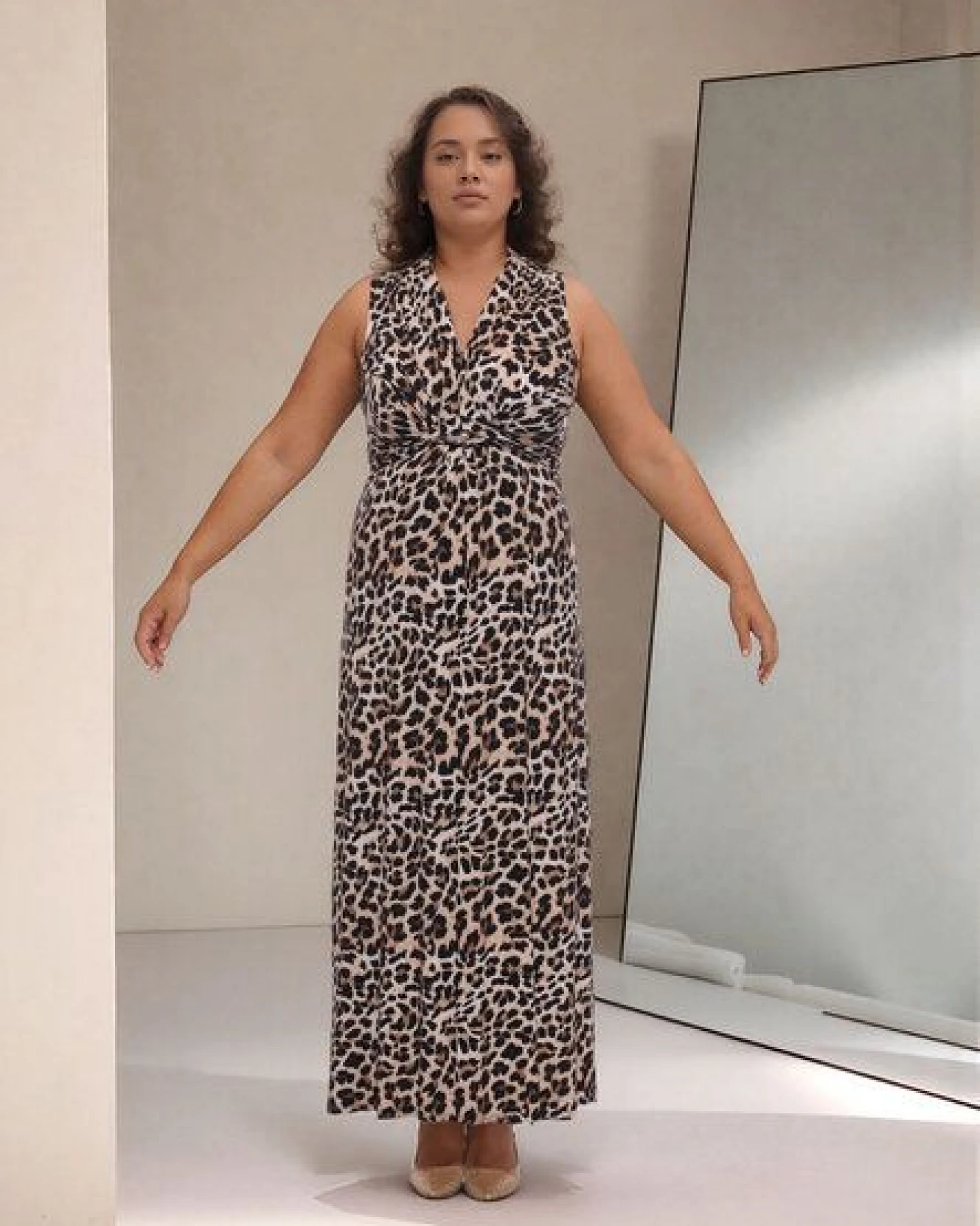 Ingoria GAJA Maxikleid mit geknoteter Taille aus TENCEL Modal (Print) – Ansicht 2
