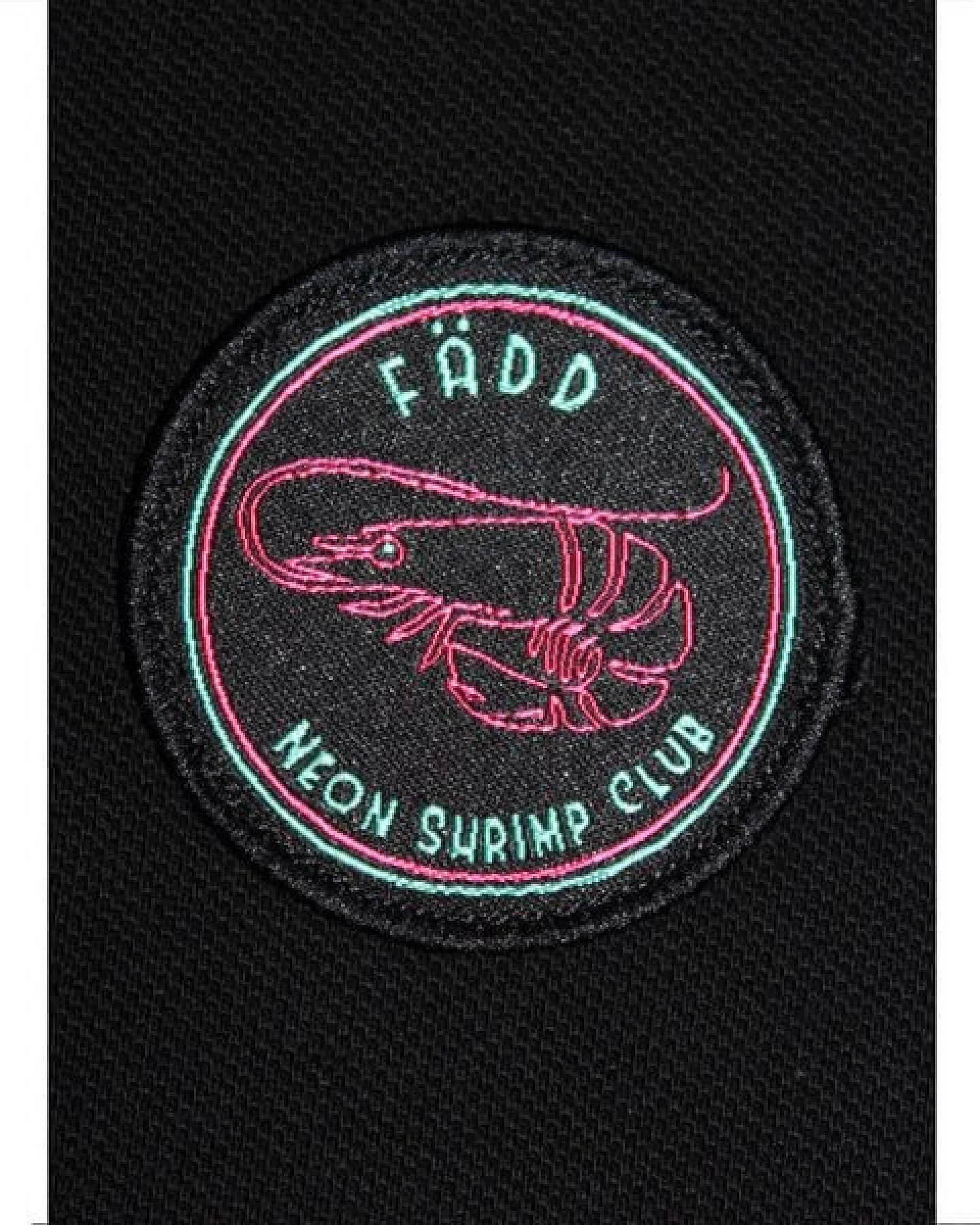 FÄDD Herren Poloshirt aus Bio-Baumwolle "Neon Shrimp Club" Schwarz – Ansicht 2