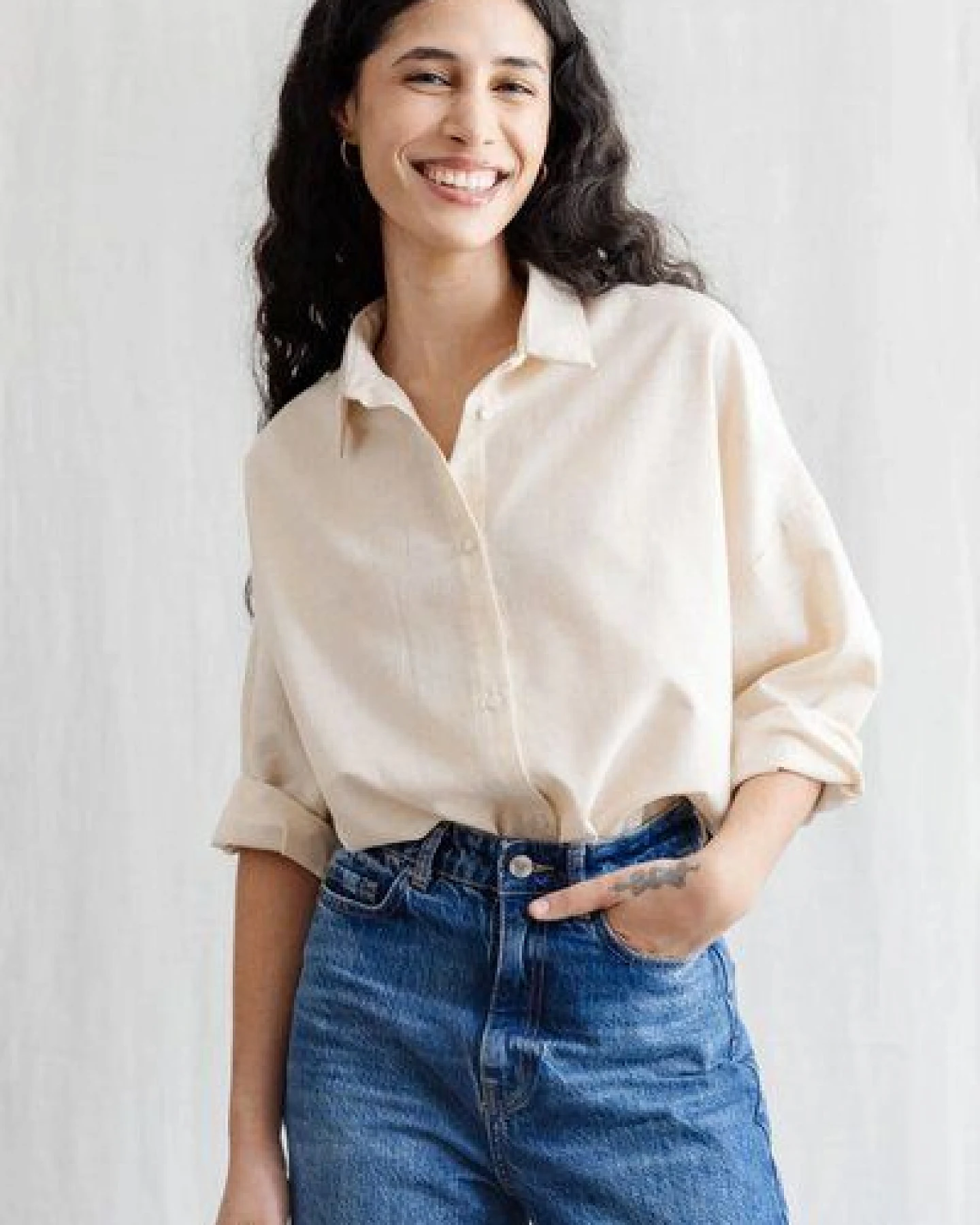 Jyoti - Fair Works Flachs/Baumwoll Bluse Mayank Creme – Ansicht 3