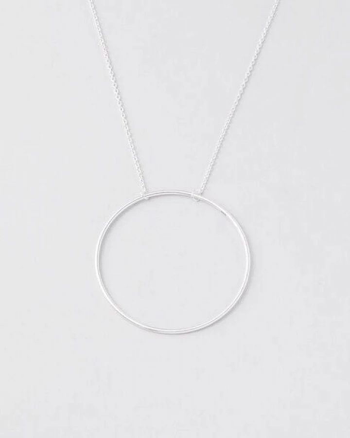 fejn jewelry Kette 'big circle' - mit großem Kreis