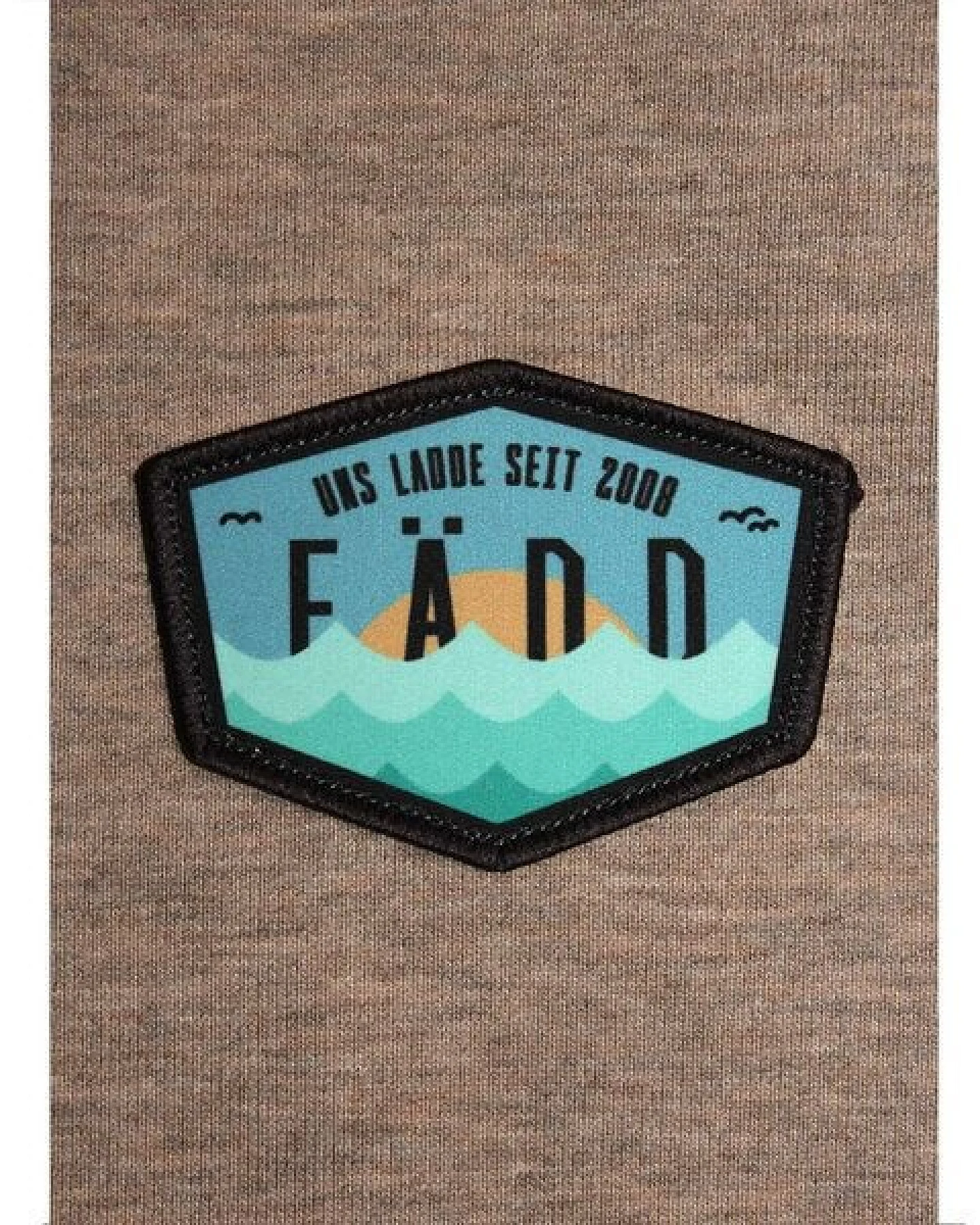 FÄDD Damen Sweatshirt Hoodie Bio-Baumwolle "Sandaun Pätsch" Sand Braun – Ansicht 2