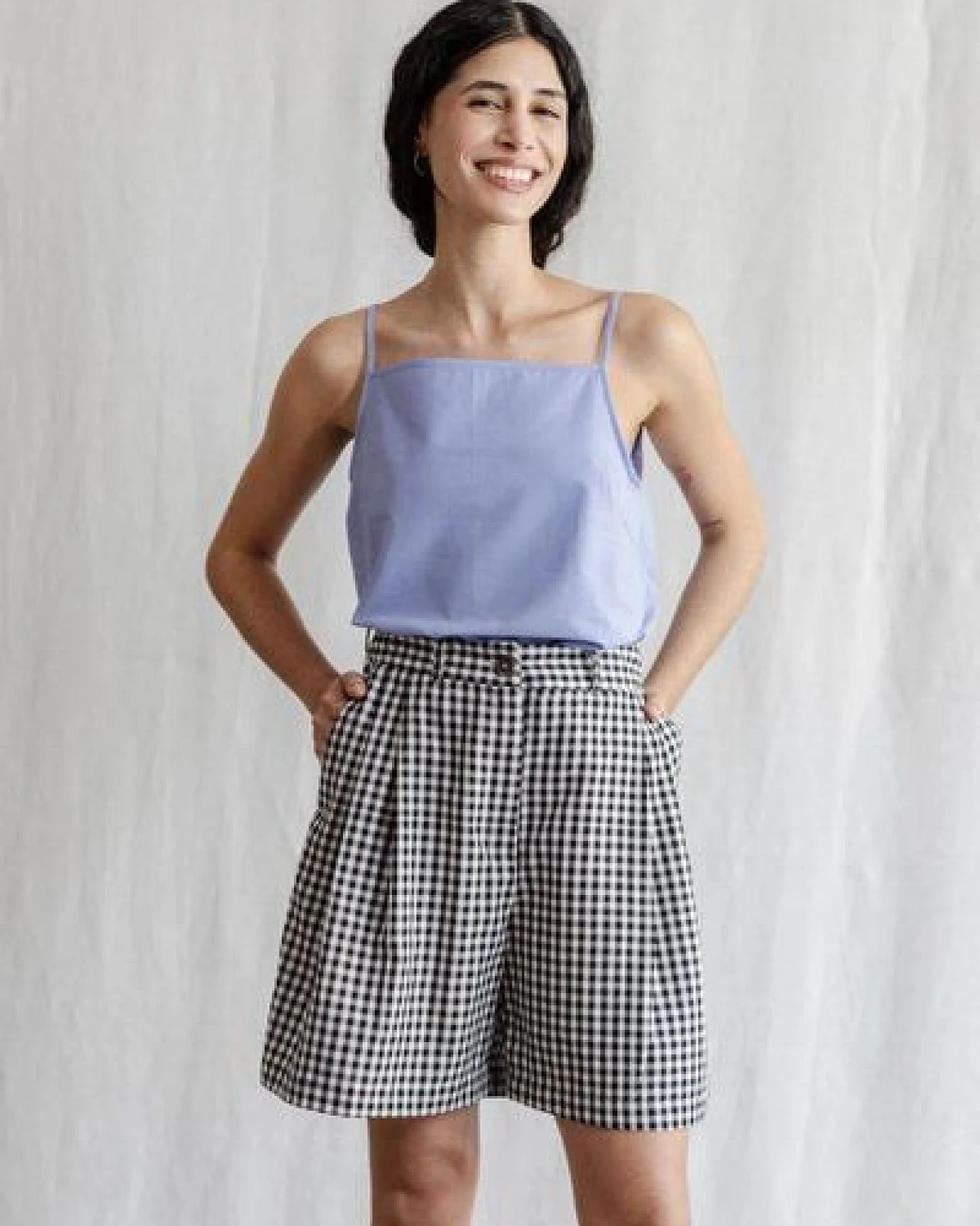 Jyoti - Fair Works Bio-Baumwoll Shorts Kamalia Kariert – Ansicht 2