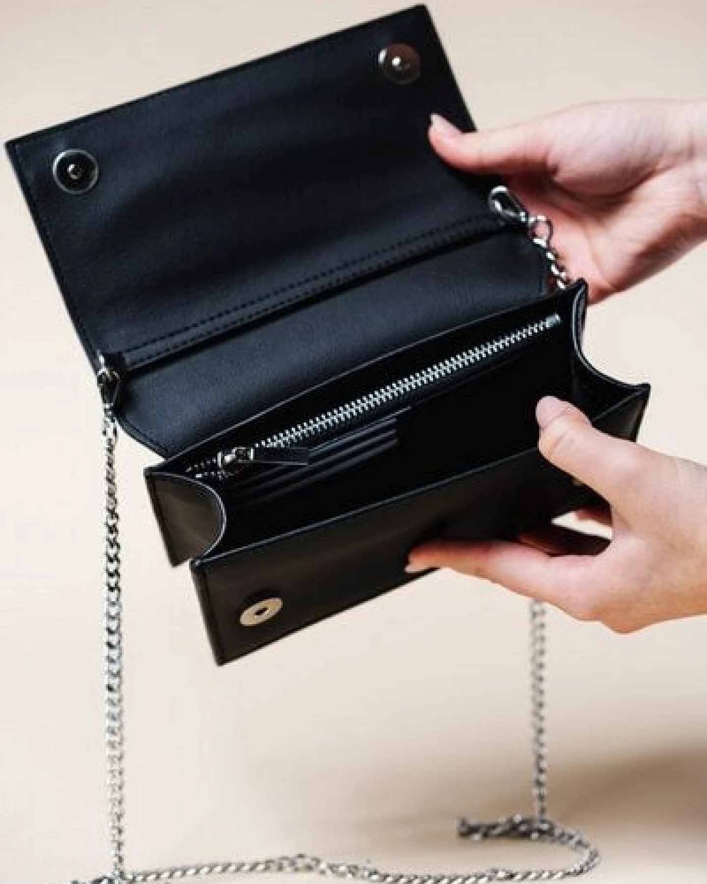 BEMENTI Clutch Bag aus Kaktusleder – Ansicht 3